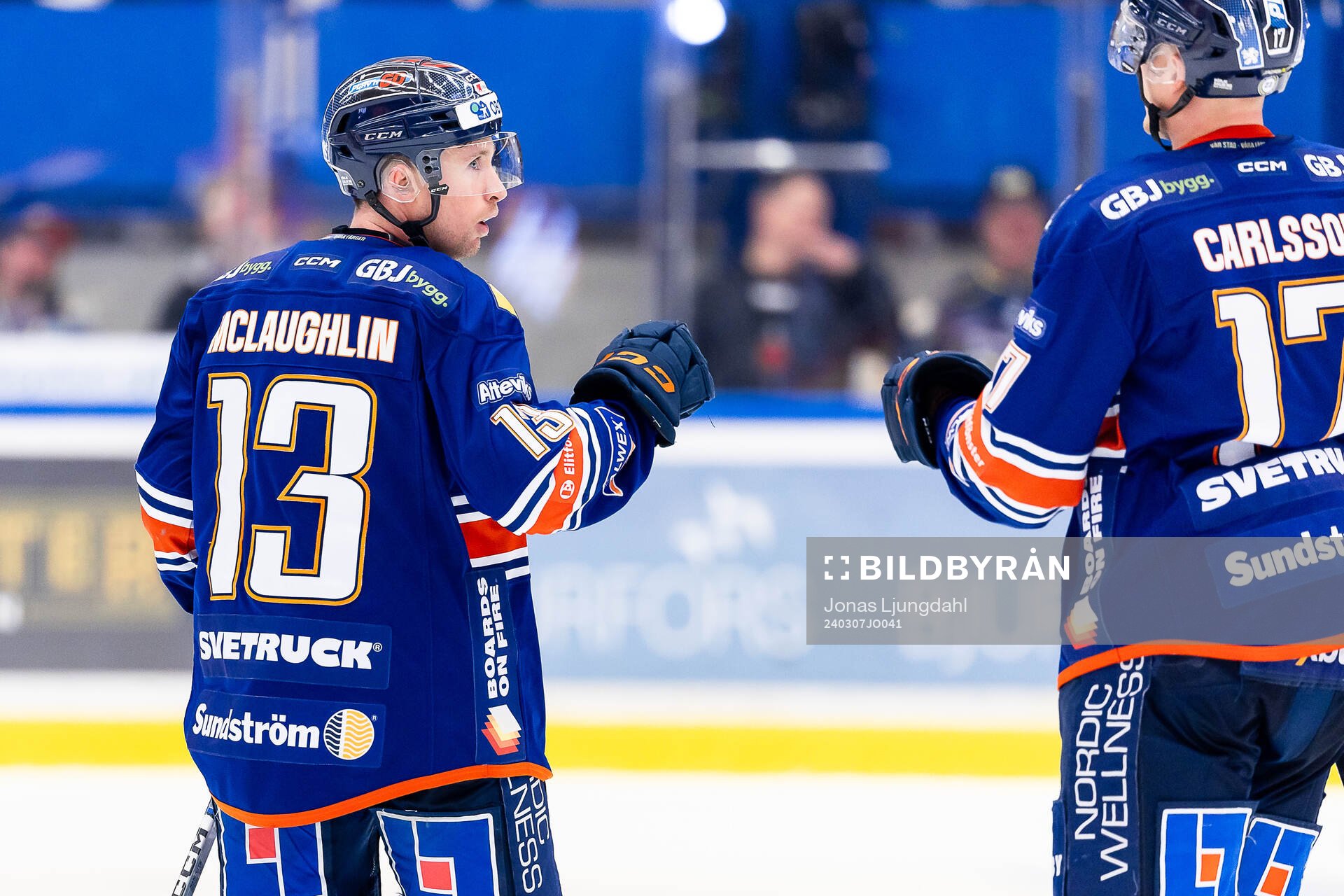 Växjös Dylan McLaughlin och Gabriel Carlsson jublar