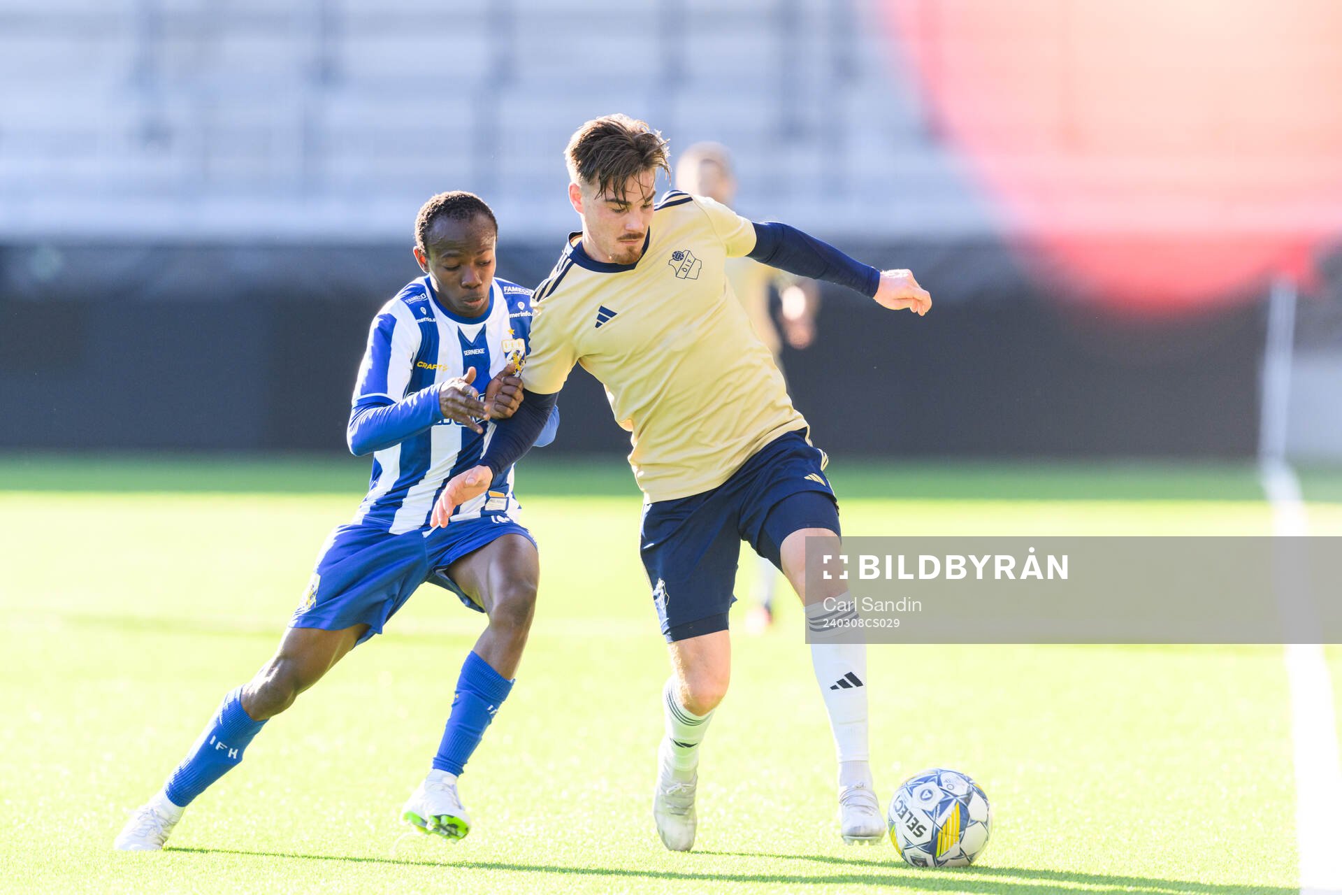 IFK Göteborgs Malick Junior Yalcouye och Östers Tatu