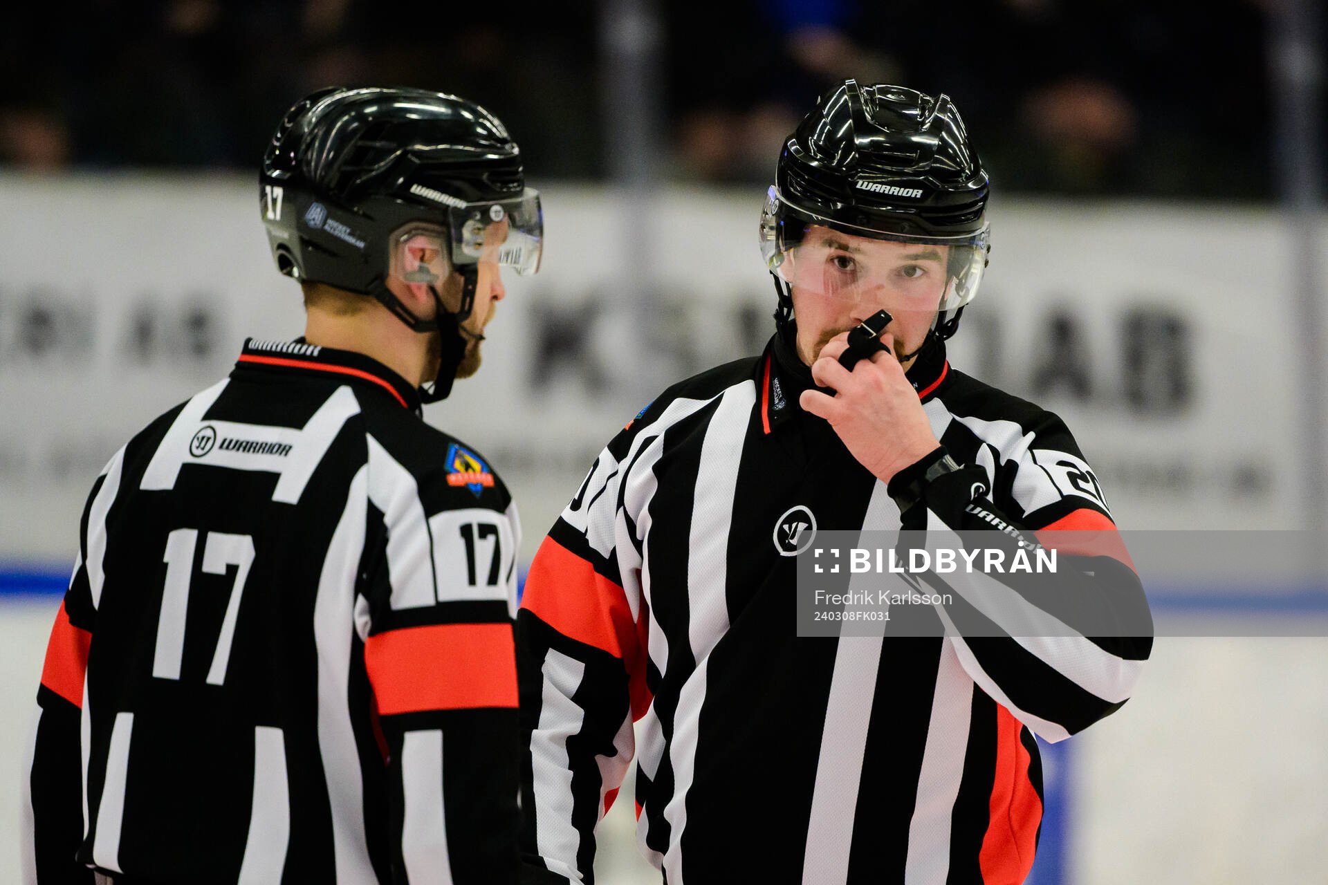 Domare Niklas Johansson och Domare Filip Granrud