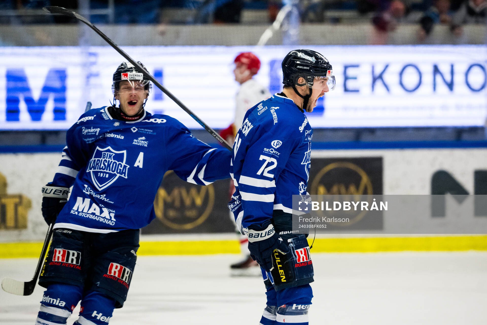 Karlskogas Viktor Lennartsson jublar