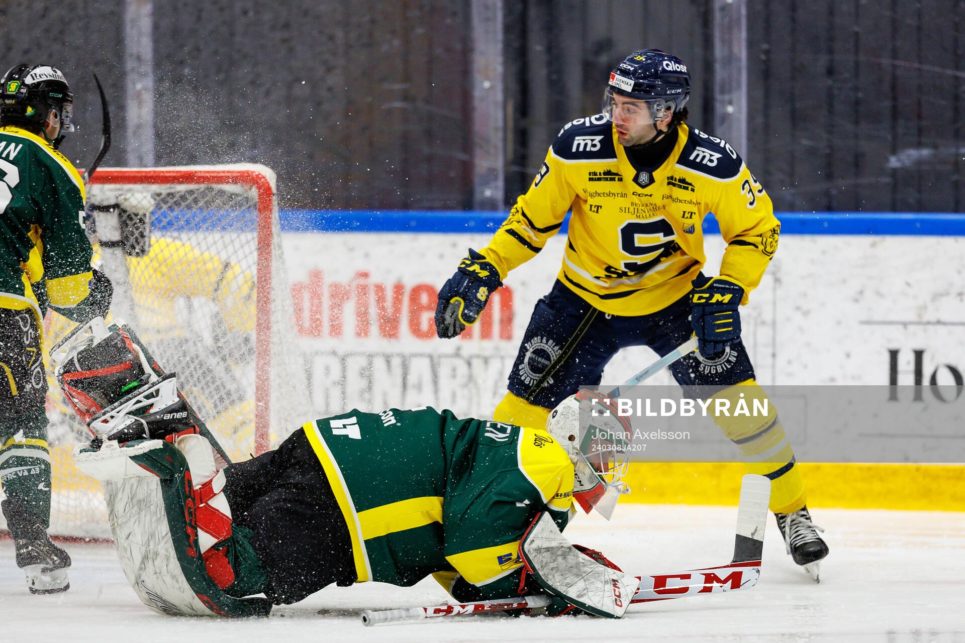 Södertäljes Stelio Mattheos kör över Östersunds
