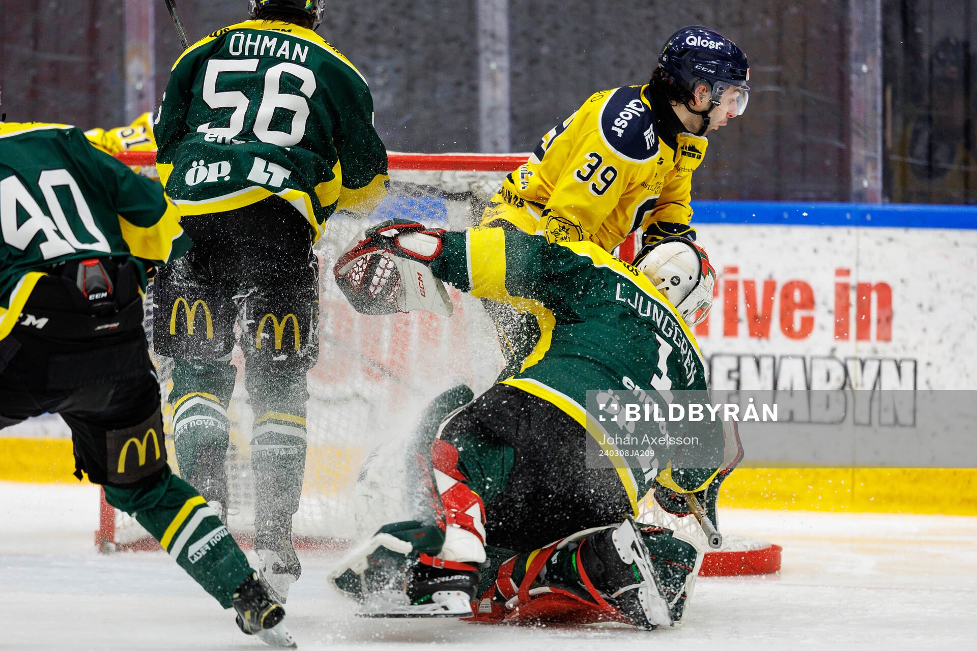 Södertäljes Stelio Mattheos  kör över Östersunds