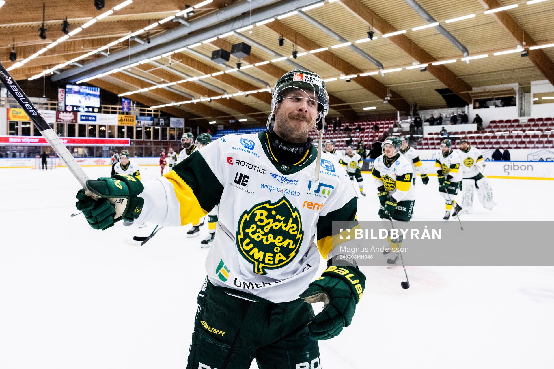 Björklövens Fredric Andersson jublar