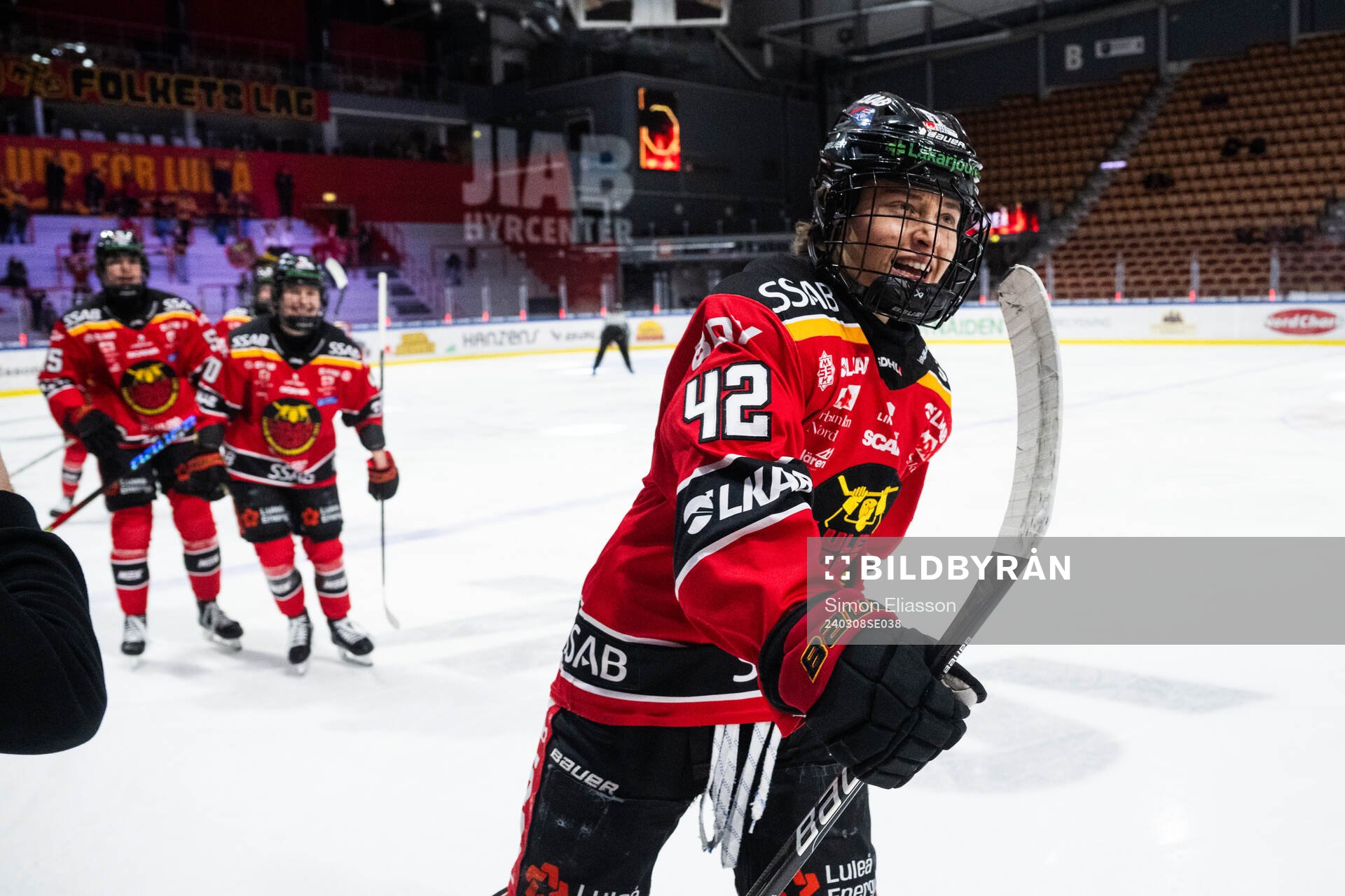 Luleås Viivi Vainikka jublar
