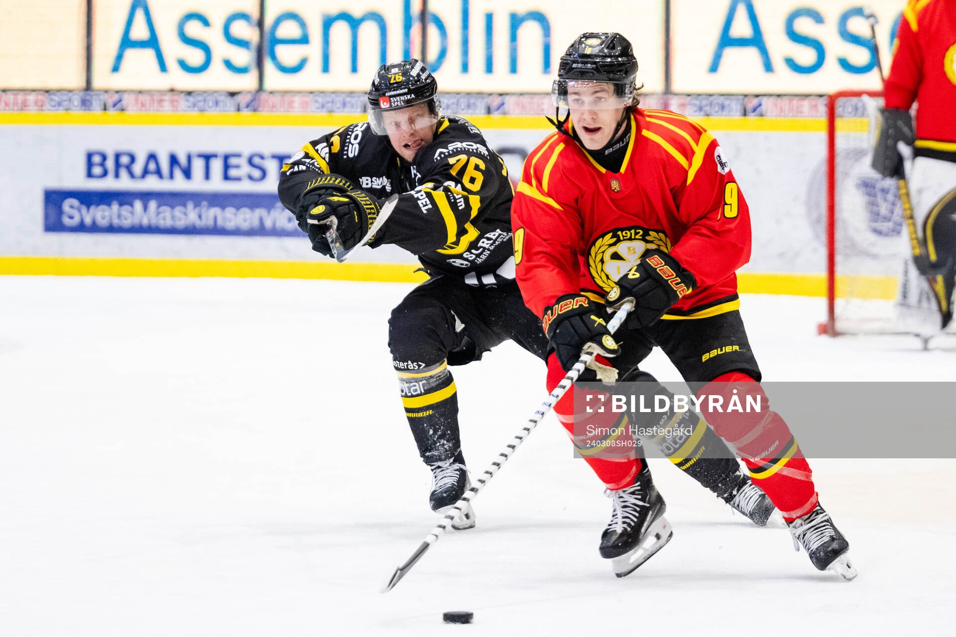 Västerås Jasper Lindsten och Brynäs Tyler Kelleher