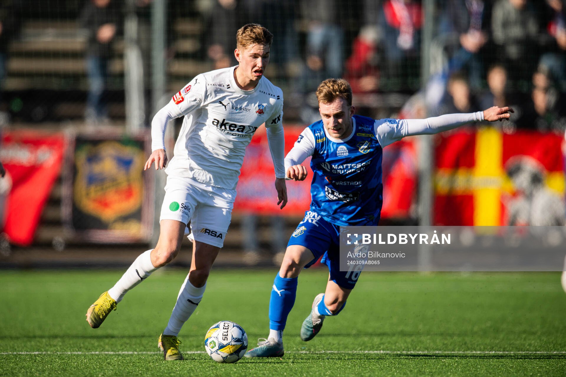 Helsingborgs Benjamin Örn och Oddevolds Noa Bernhardtz