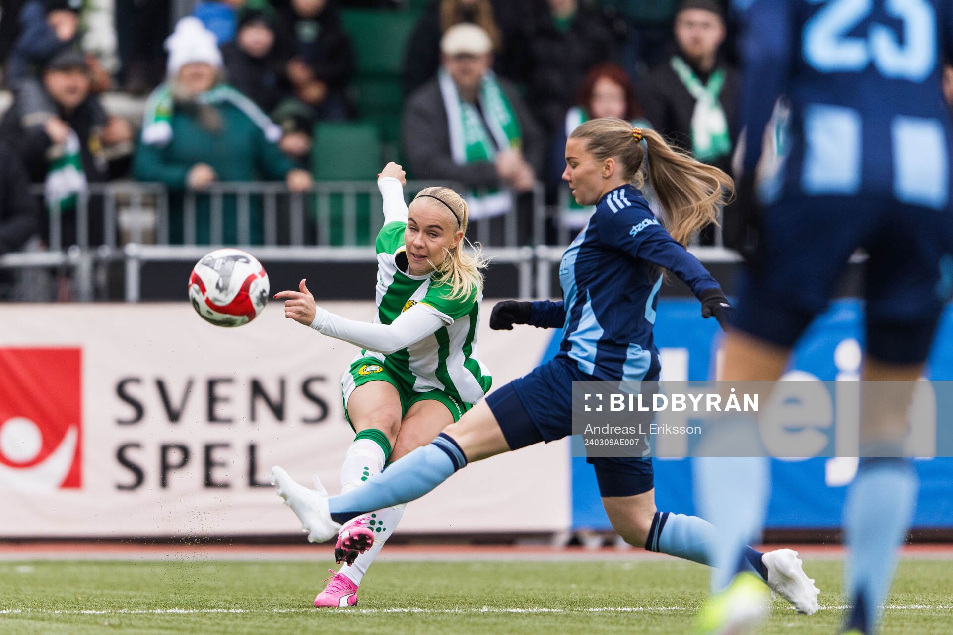 Hammarbys Stina Lennartsson och Djurgårdens Ebba Hed