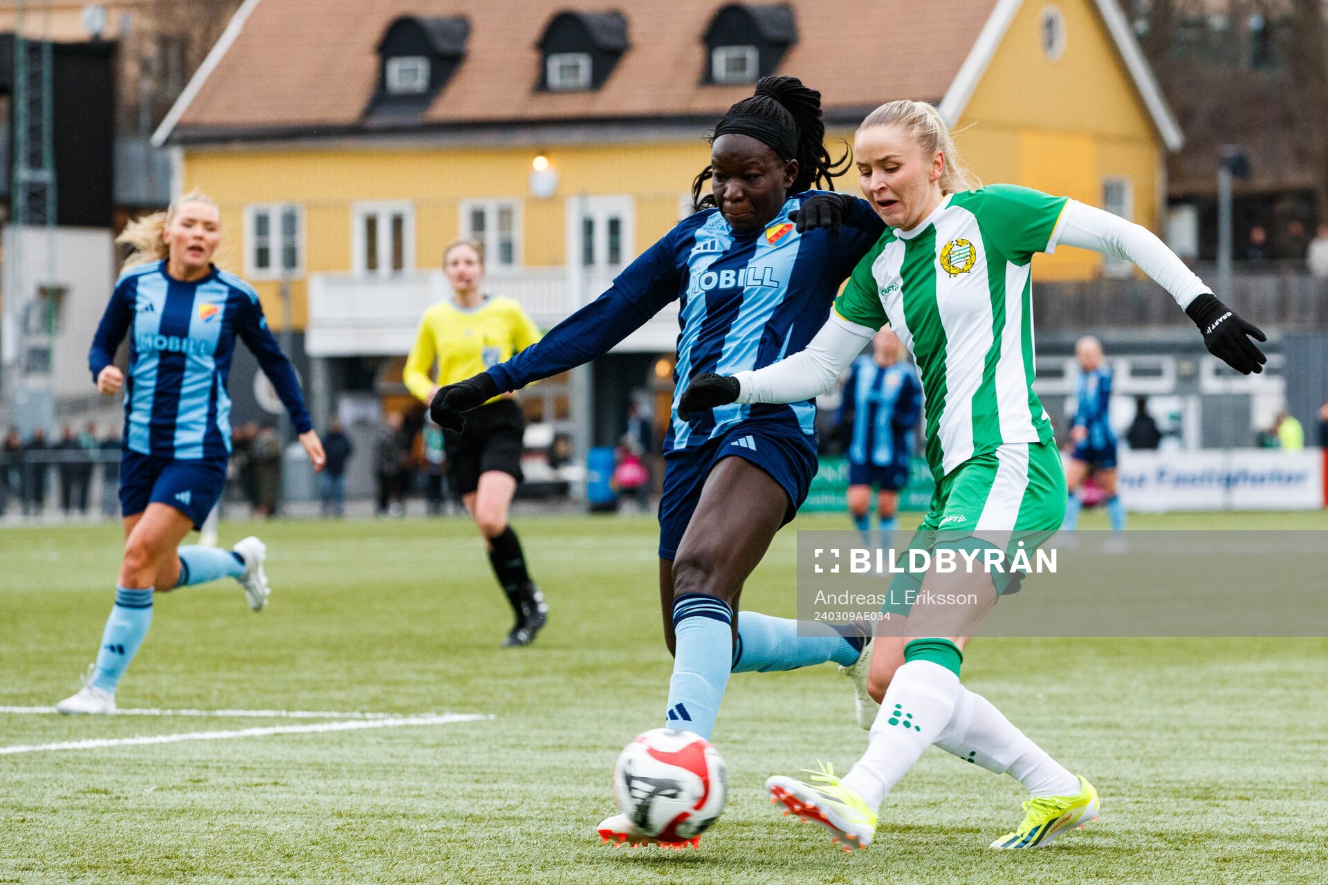 Djurgårdens Sura Yekka och Hammarbys Anna Jøsendal