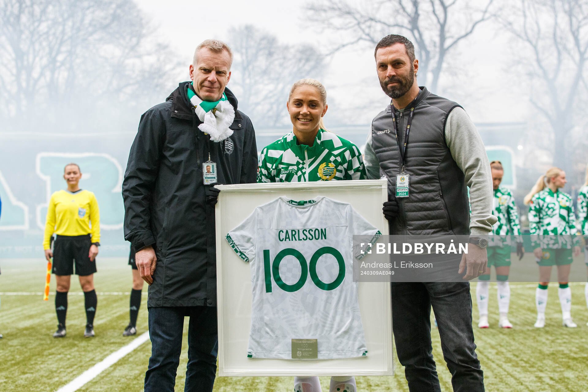 Hammarbys Alice Carlsson (m) gör sin hundrade match och