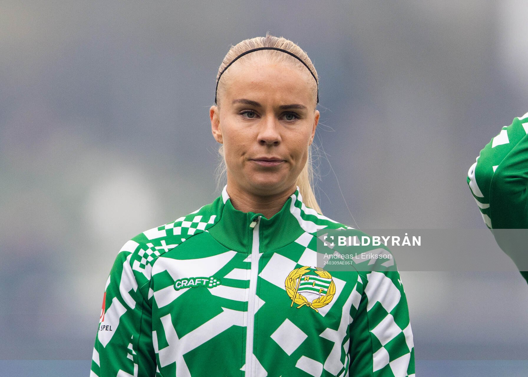 Hammarbys Stina Lennartsson innan fotbollsmatchen i Svenska Cupen mellan Hammarby och Djurgården den 9 mars 2024 i Stockholm. 