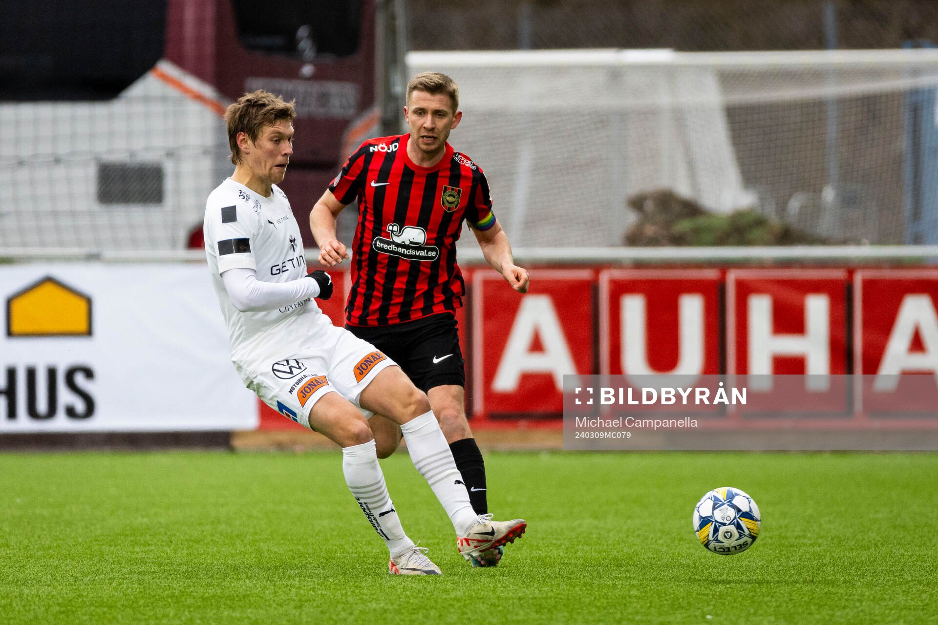 Halmstads Birnir Snær Ingason och Brommapojkarnas Ludvig