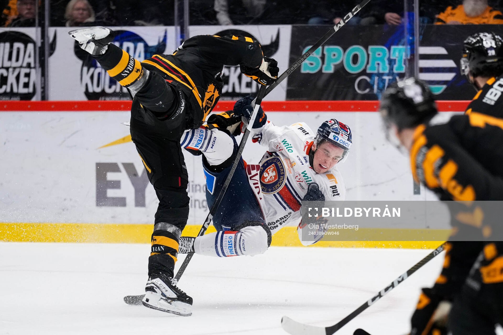 Skellefteås Pär Lindholm och Växjös Noah Östlund 240309