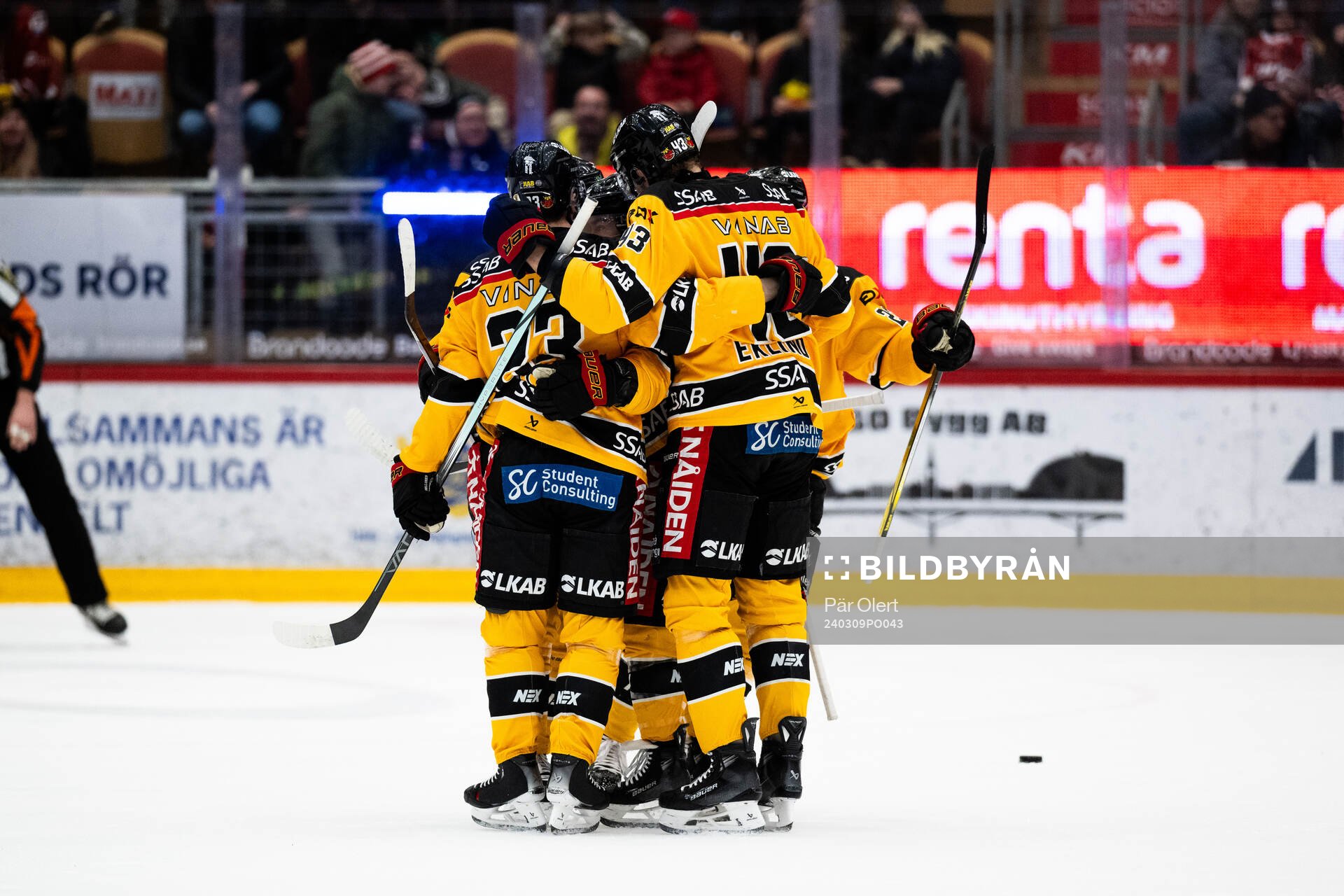 Luleås Jesper Sellgren jublar