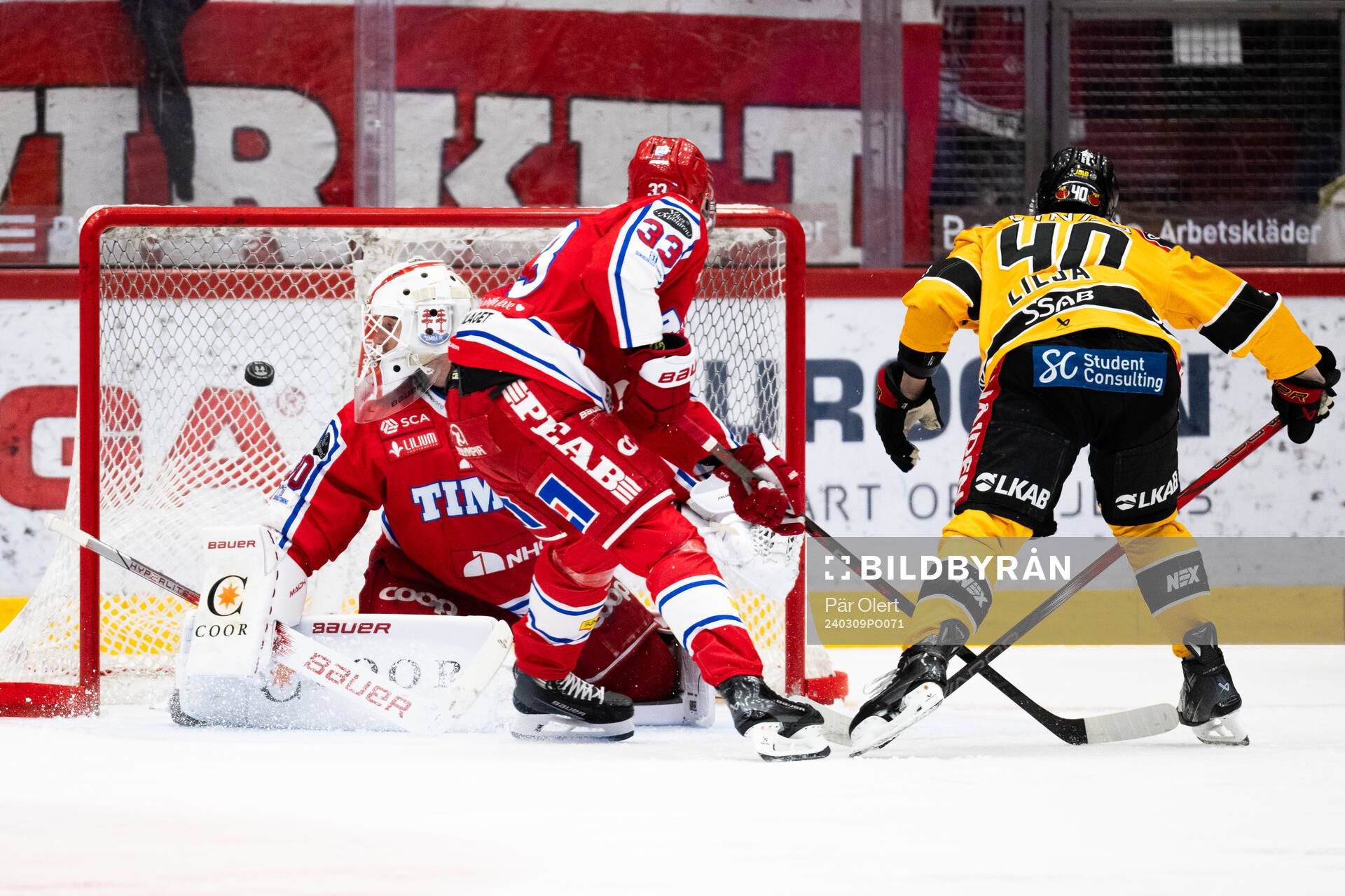 Luleås David Lilja gör 1-2 bakom Timrås målvakt Jacob