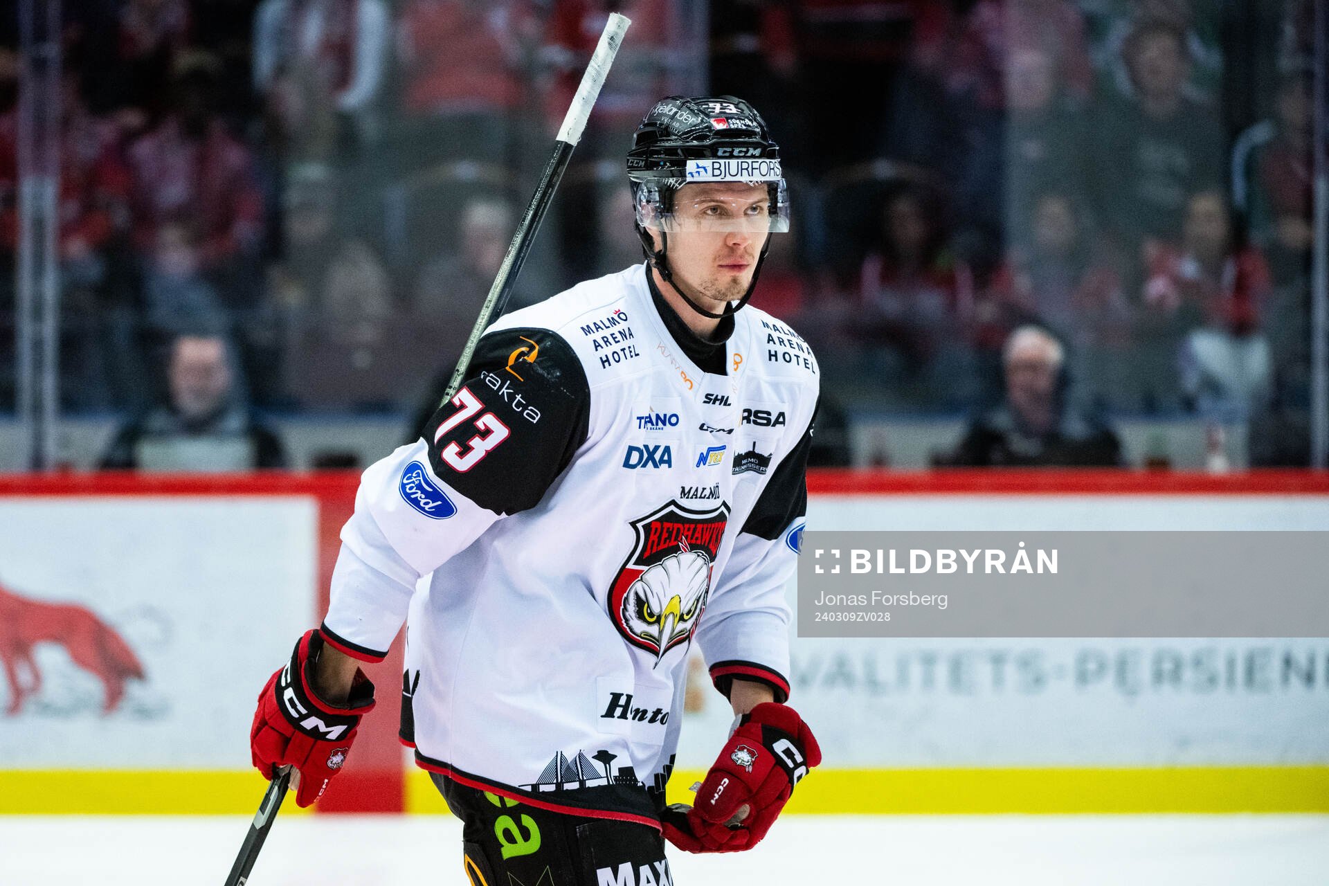 Malmö Redhawks Adam Ollas Mattsson jublar