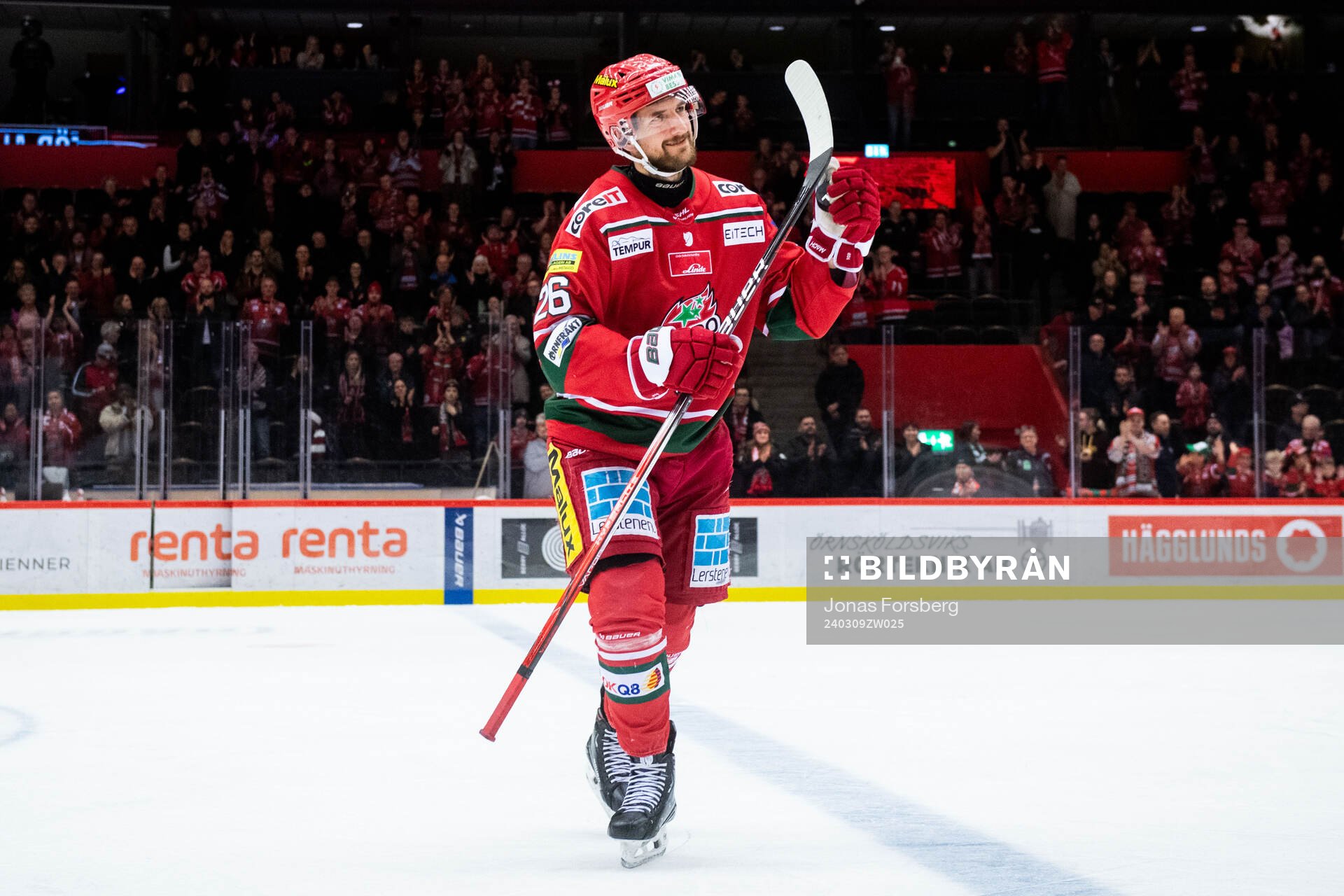 MoDos Emil Wahlberg jublar