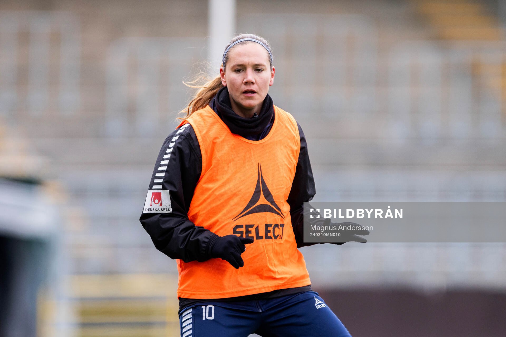 Linköpings Emma Lennartsson på uppvärmningen