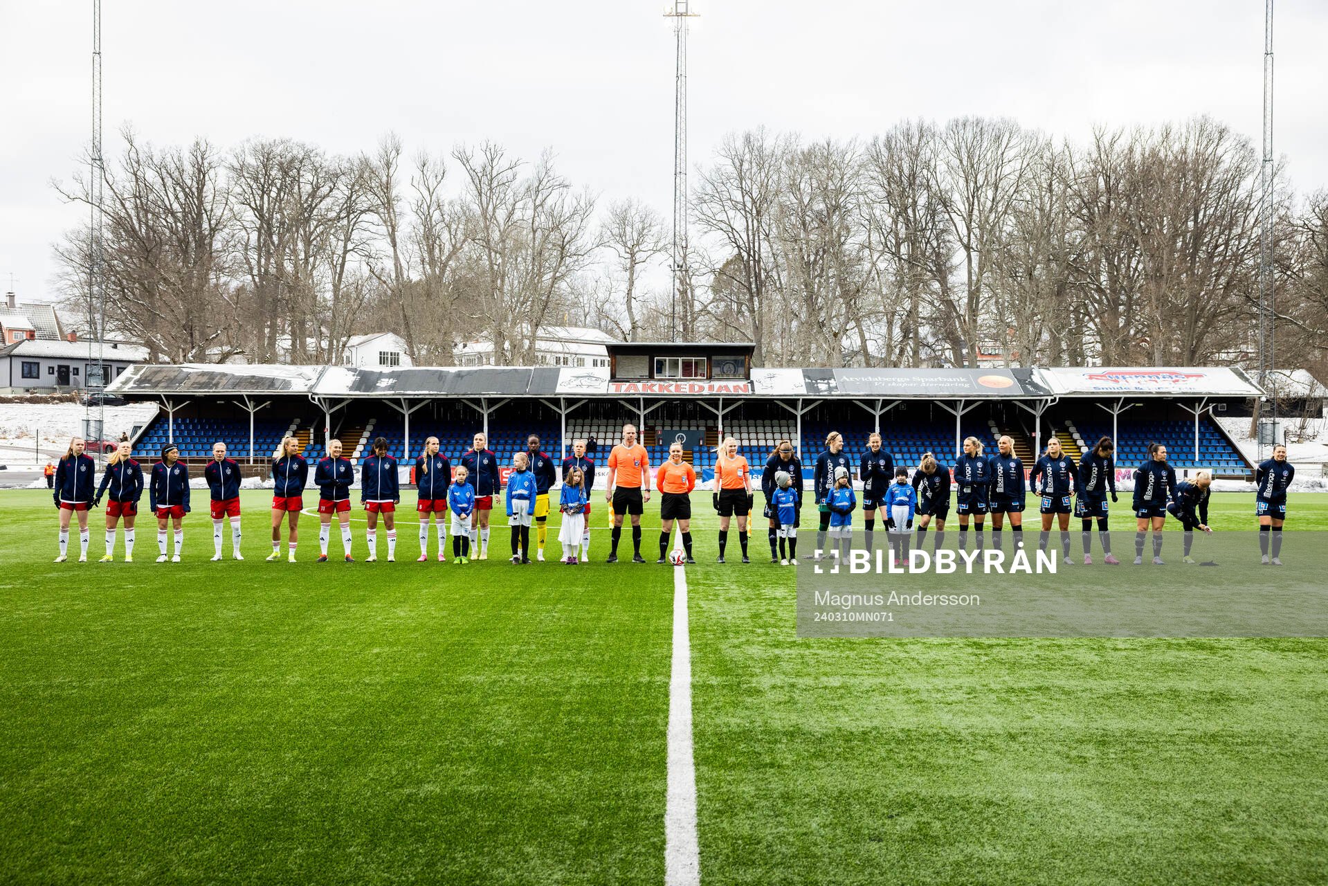 FC Rosengårds spelare och Linköpings spelare