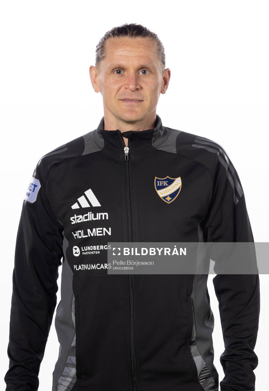 Norrköpings transition coach Ari Skúlason