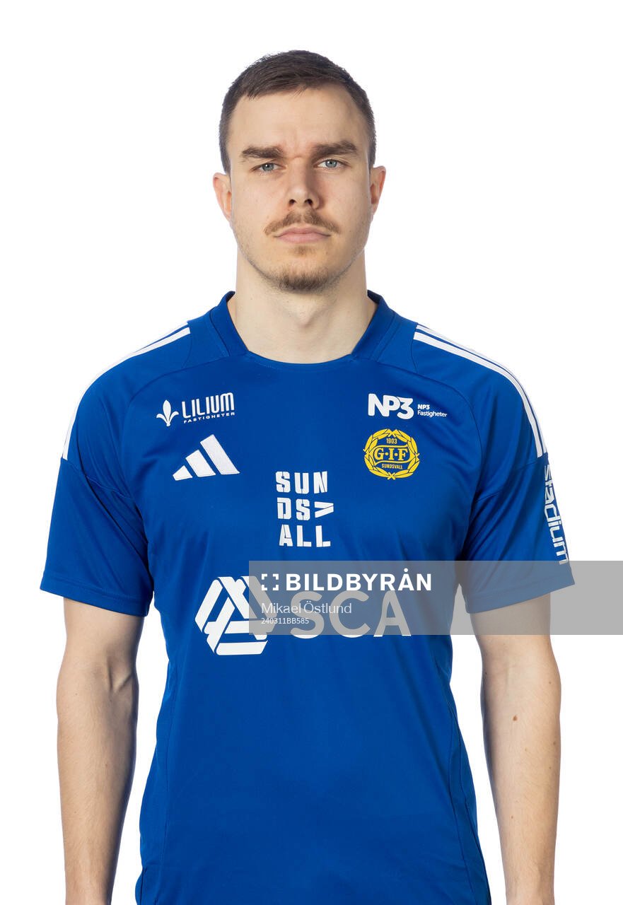 Sundsvalls Dusan Jajic poserar för ett porträtt den 11 mars 2024 i Sundsvall.