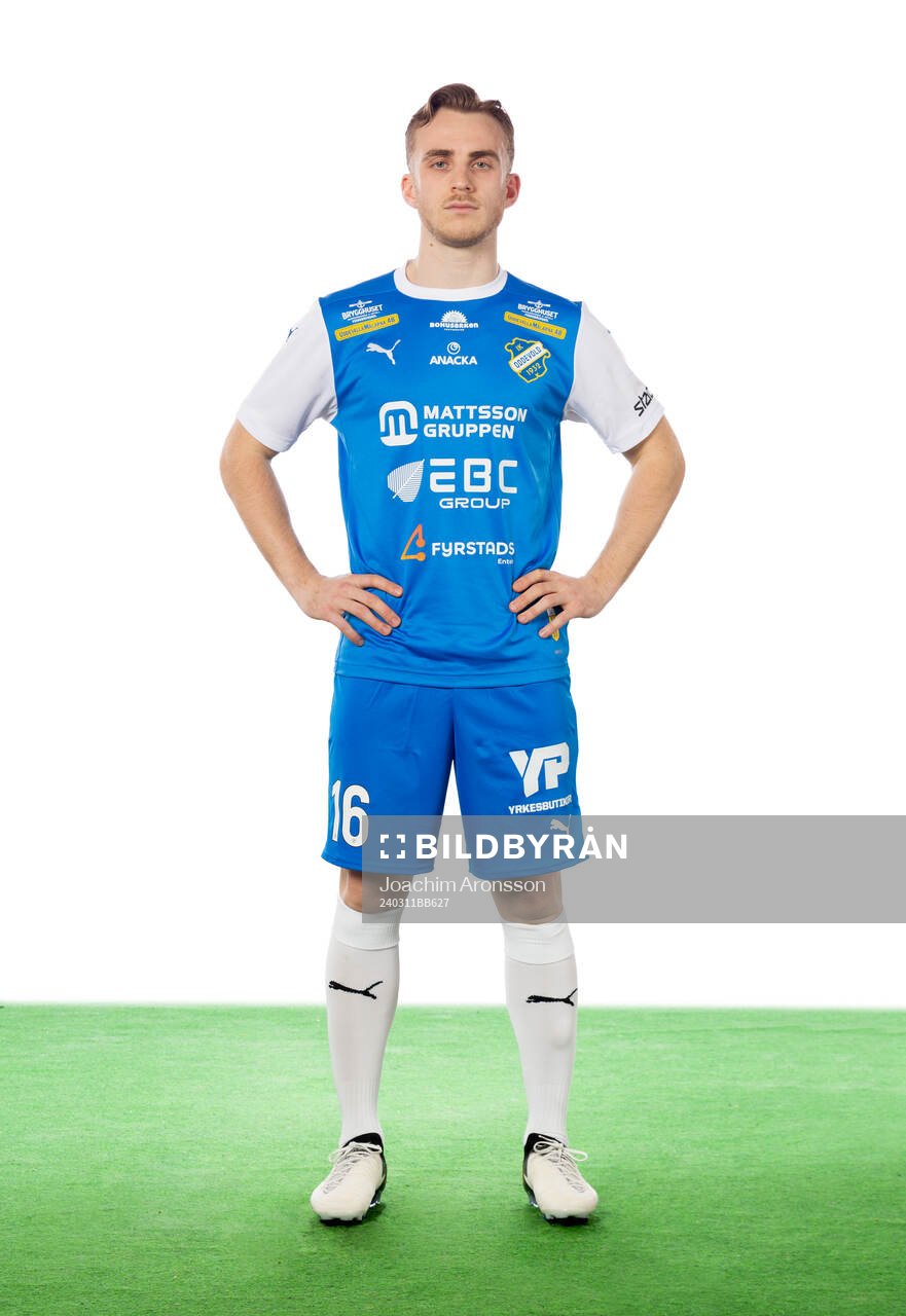 Oddevolds Noa Bernhardtz poserar för ett porträtt den 11 mars 2024 i Uddevalla.