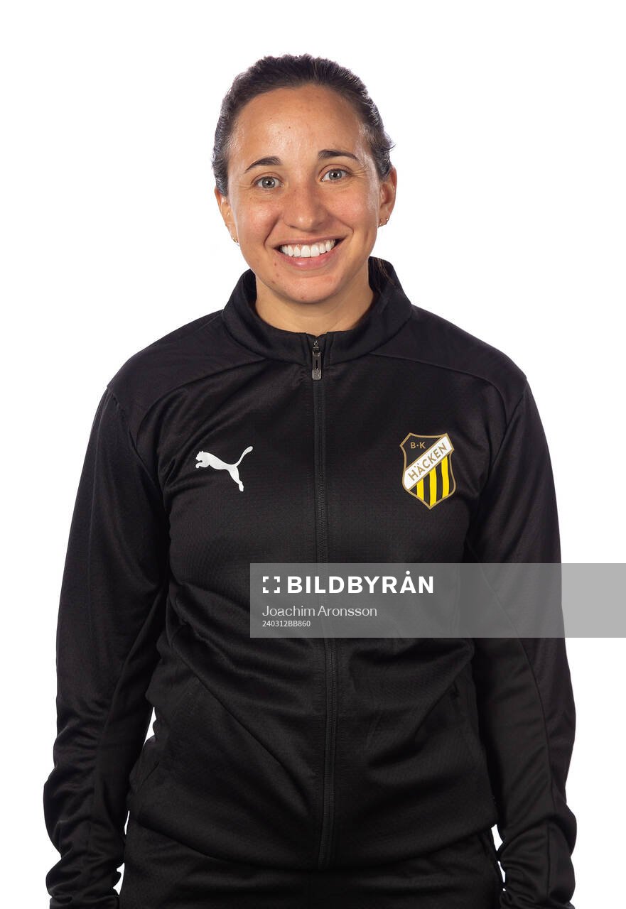 Häckens assisterande tränare Briana Campos
