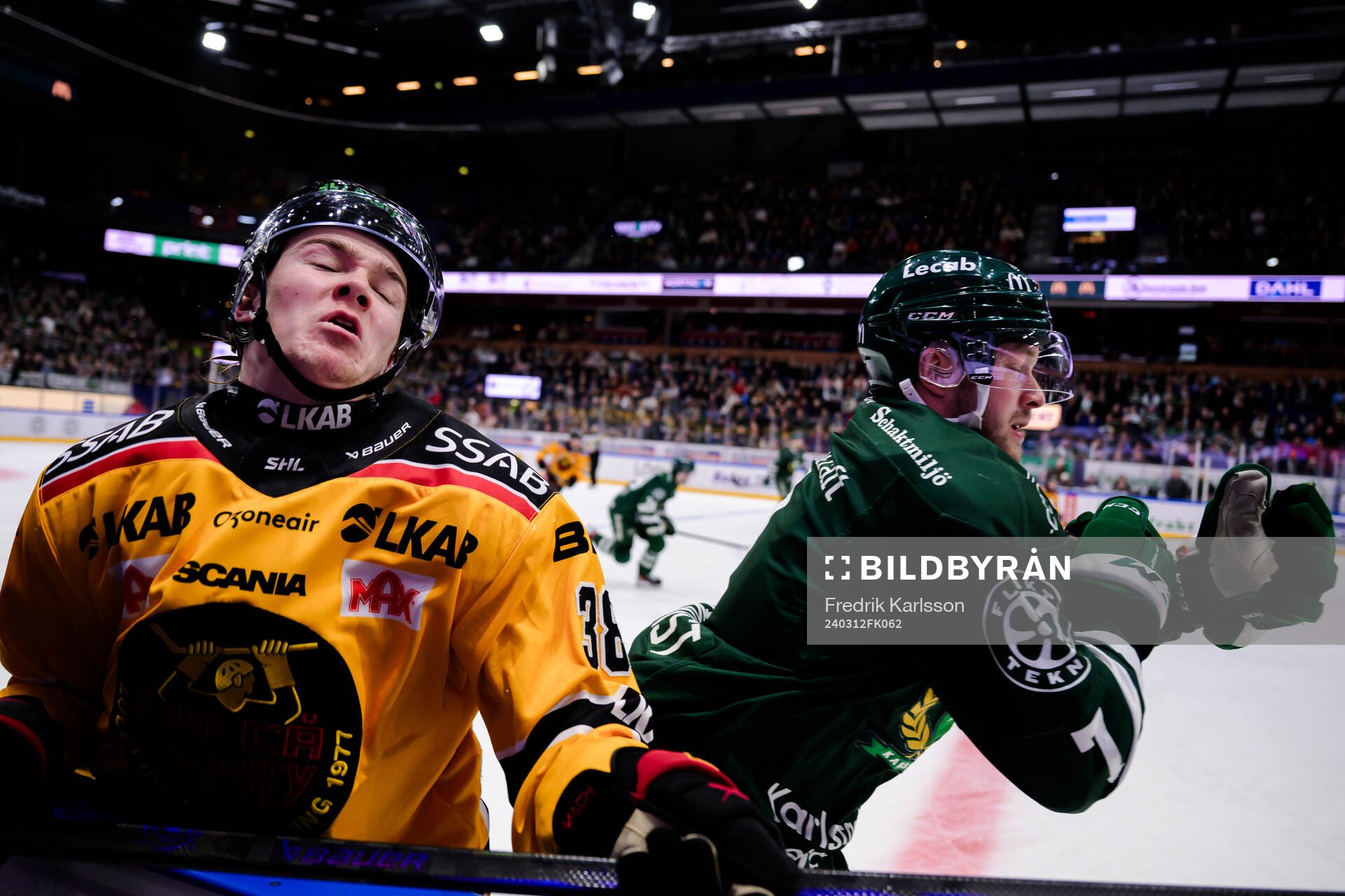 Luleås Olli Nikupeteri och Färjestads Axel Bergkvist