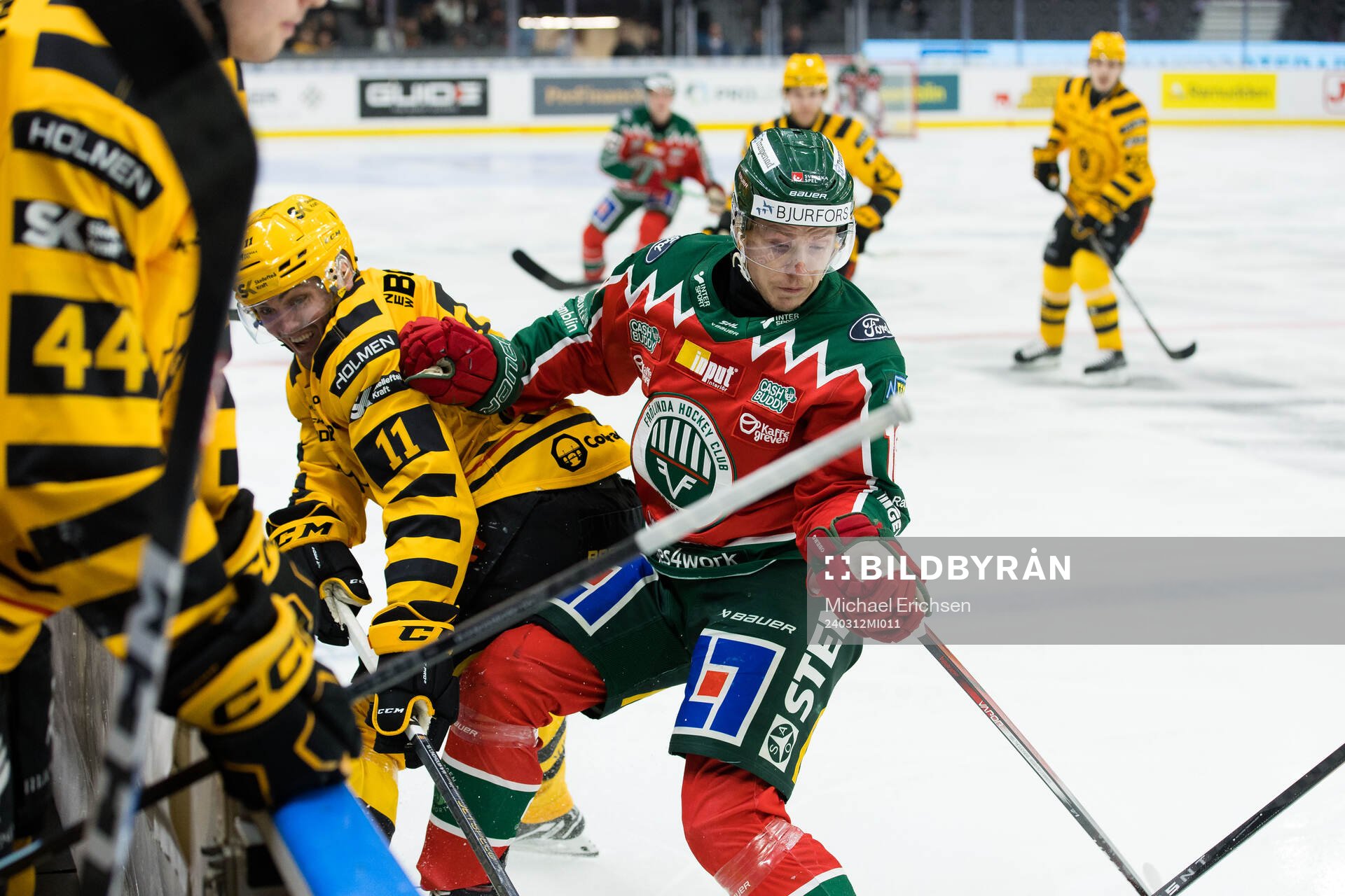 Skellefteås Max Lindholm och Frölundas Linus Öberg