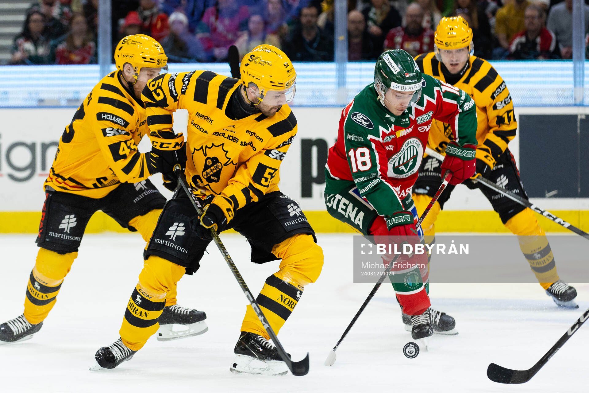 Skellefteås Arvid Lundberg och Frölundas Linus Öberg