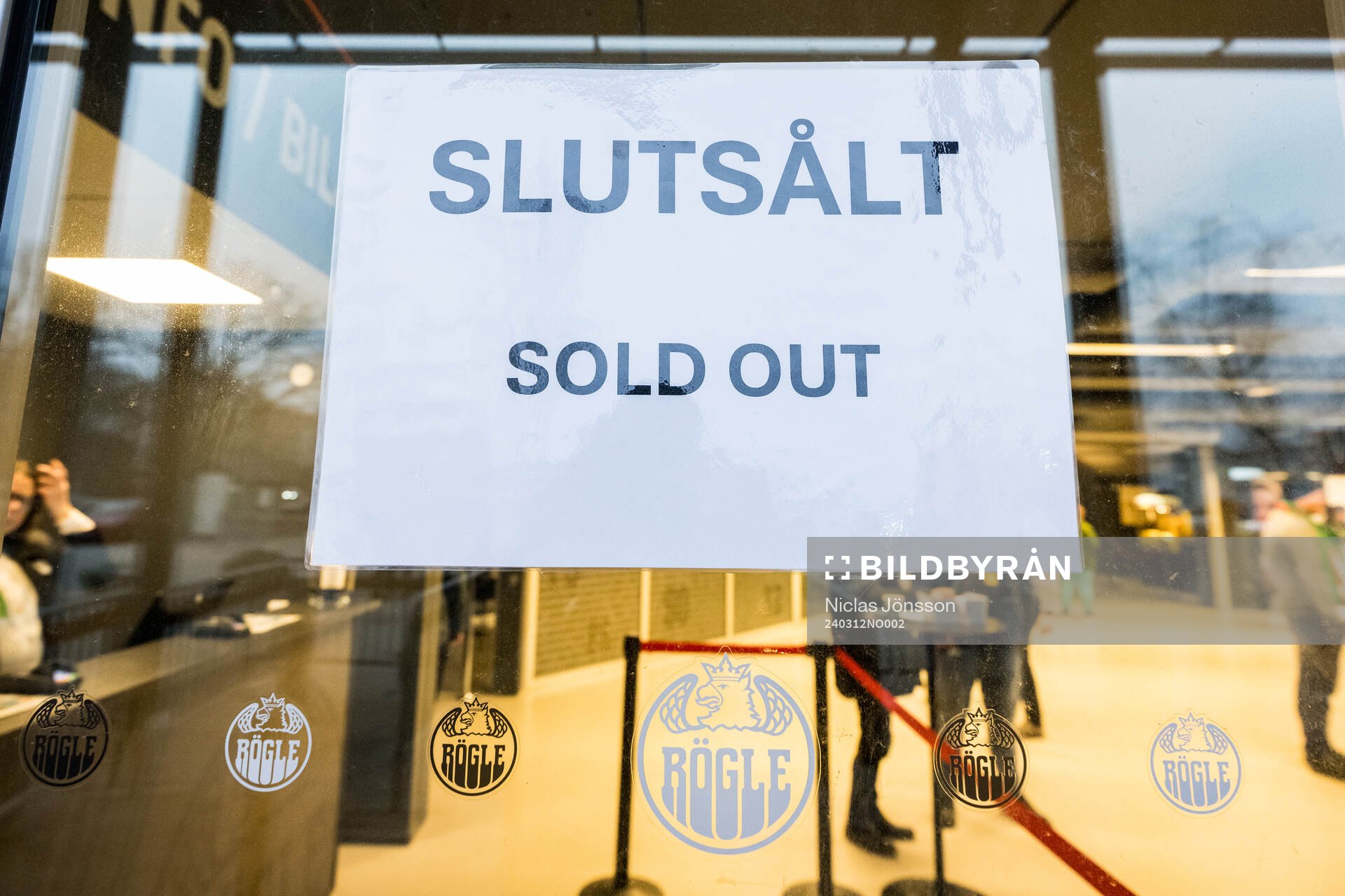 Bild på en skylt med texten ”Slutsålt”
