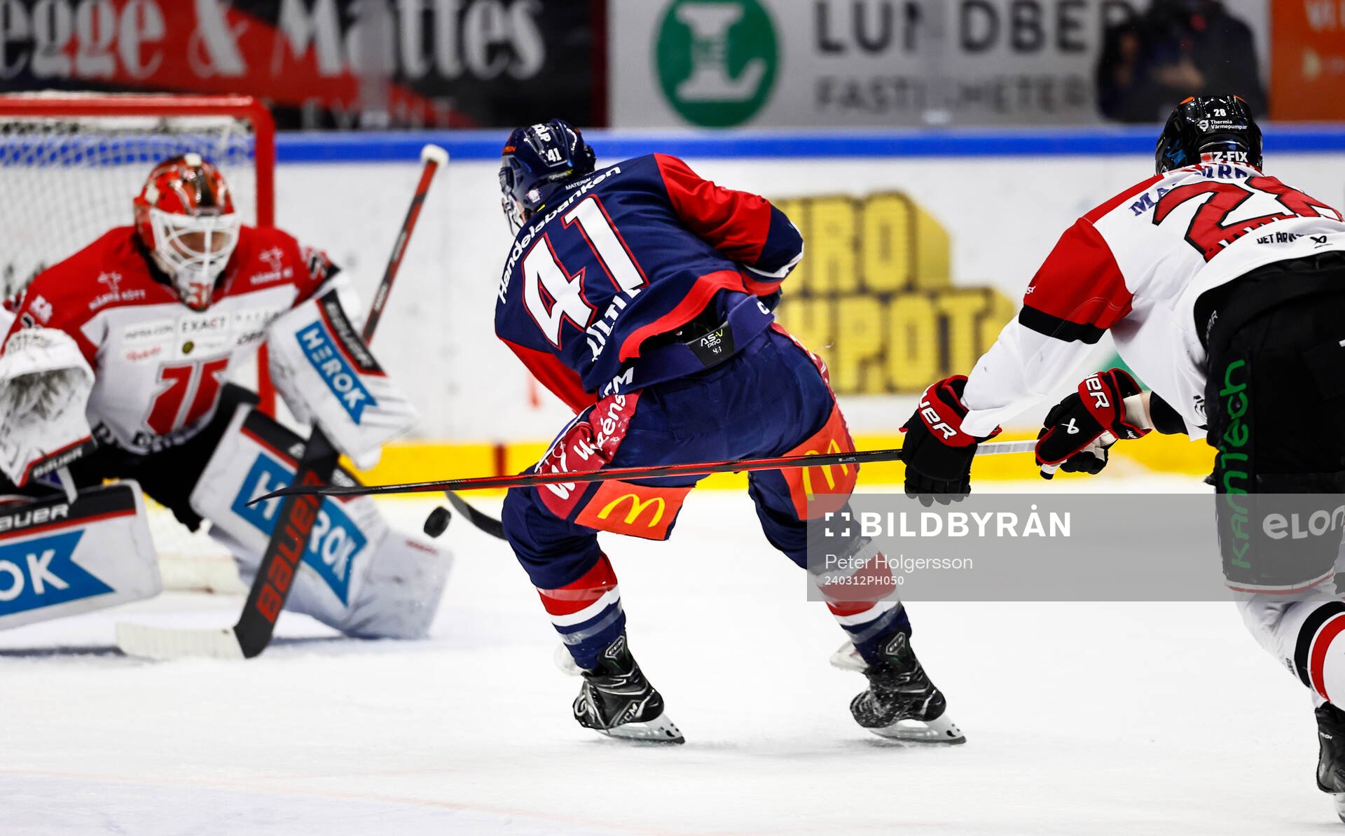 Linköpings Broc Little gör mål 2-1