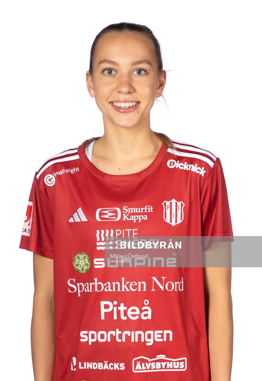 Piteås Sara Eriksson poserar för ett porträtt den 13 mars 2024 i Piteå.