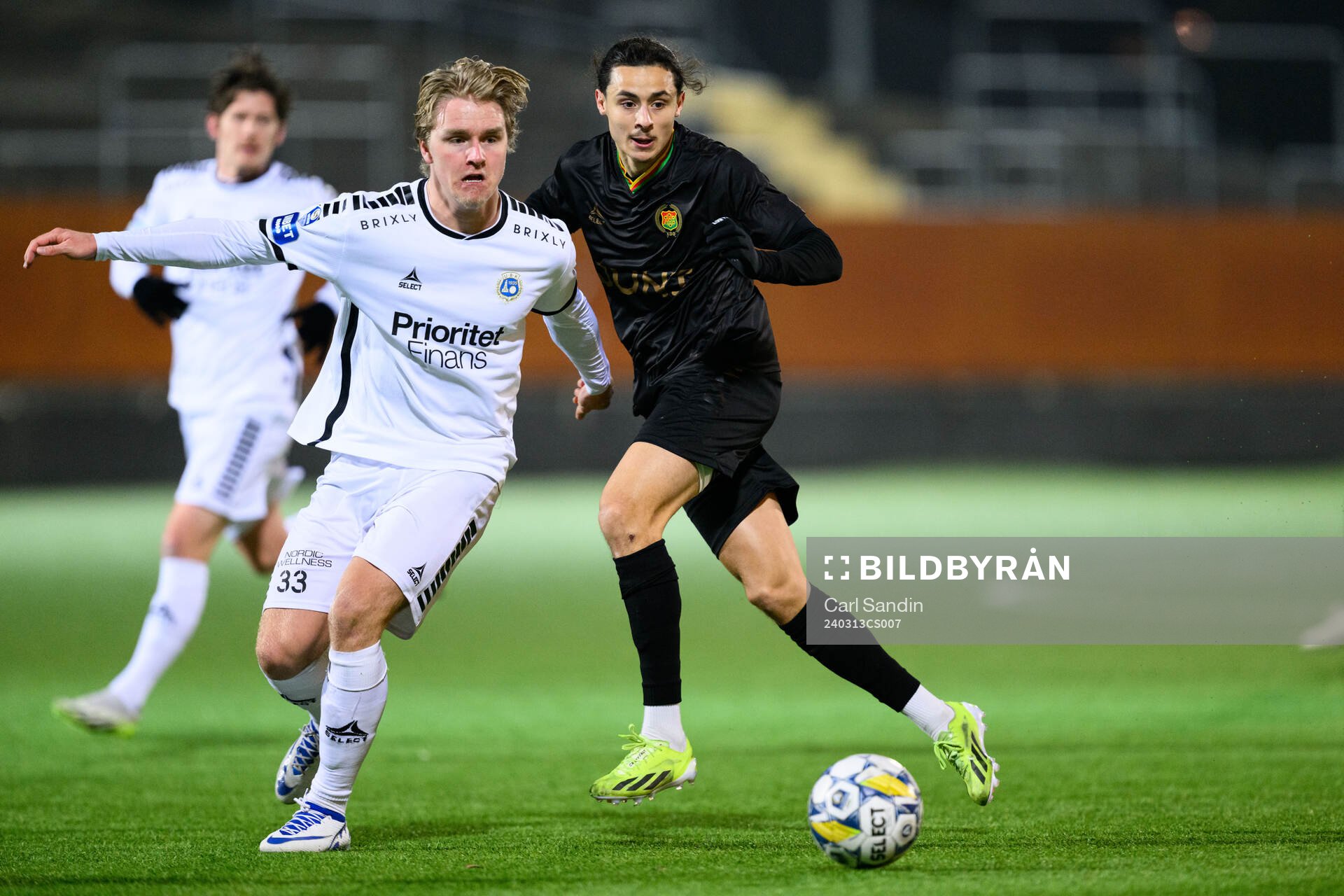 Utsiktens Sebastian Lagerlund och GAISs Amin Boudri