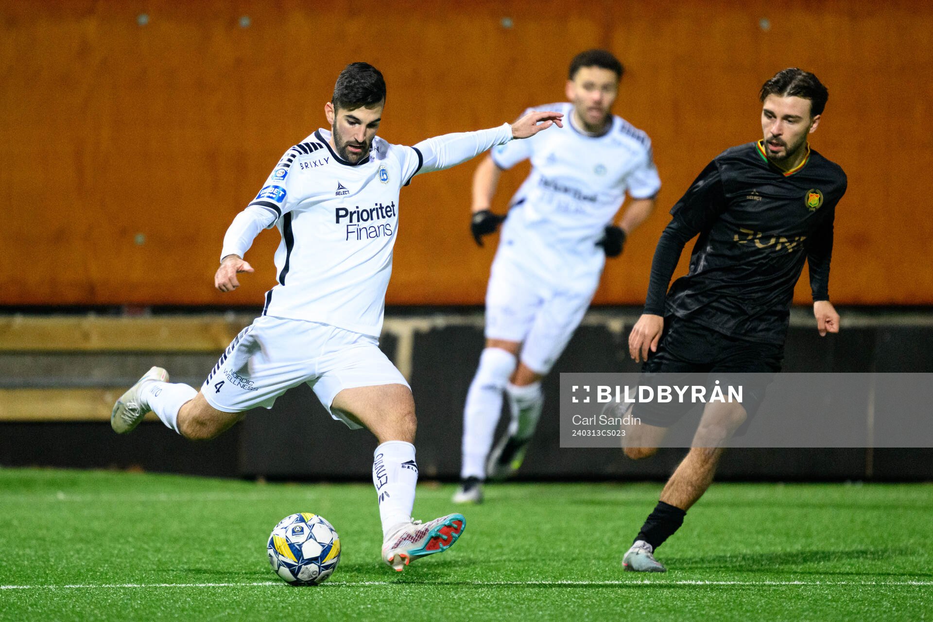 Utsiktens Allan Mohideen och GAISs Edvin Becirovic