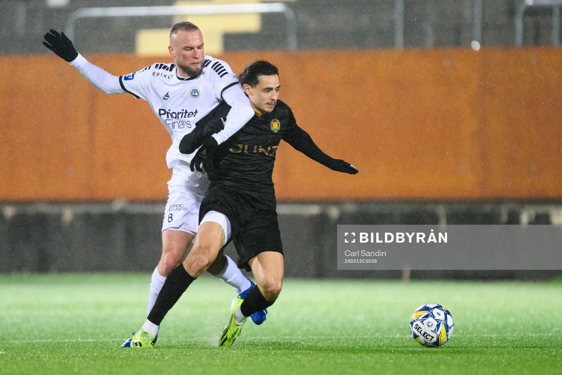 Utsiktens Alexander Faltsetas och GAISs Amin Boudri