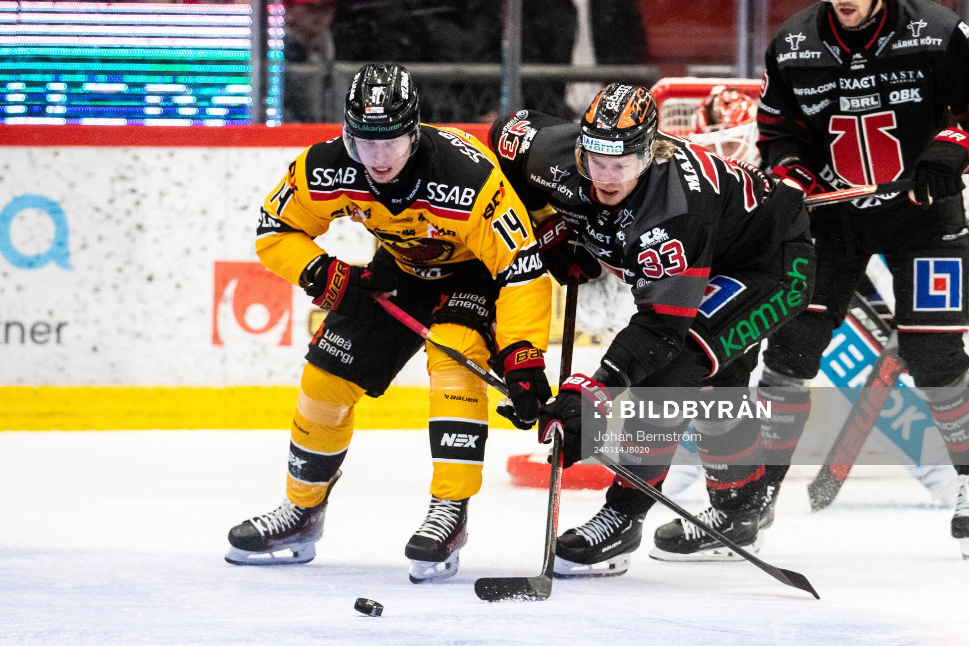 Luleås Jonas Berglund och Örebros Christopher Mastomäki
