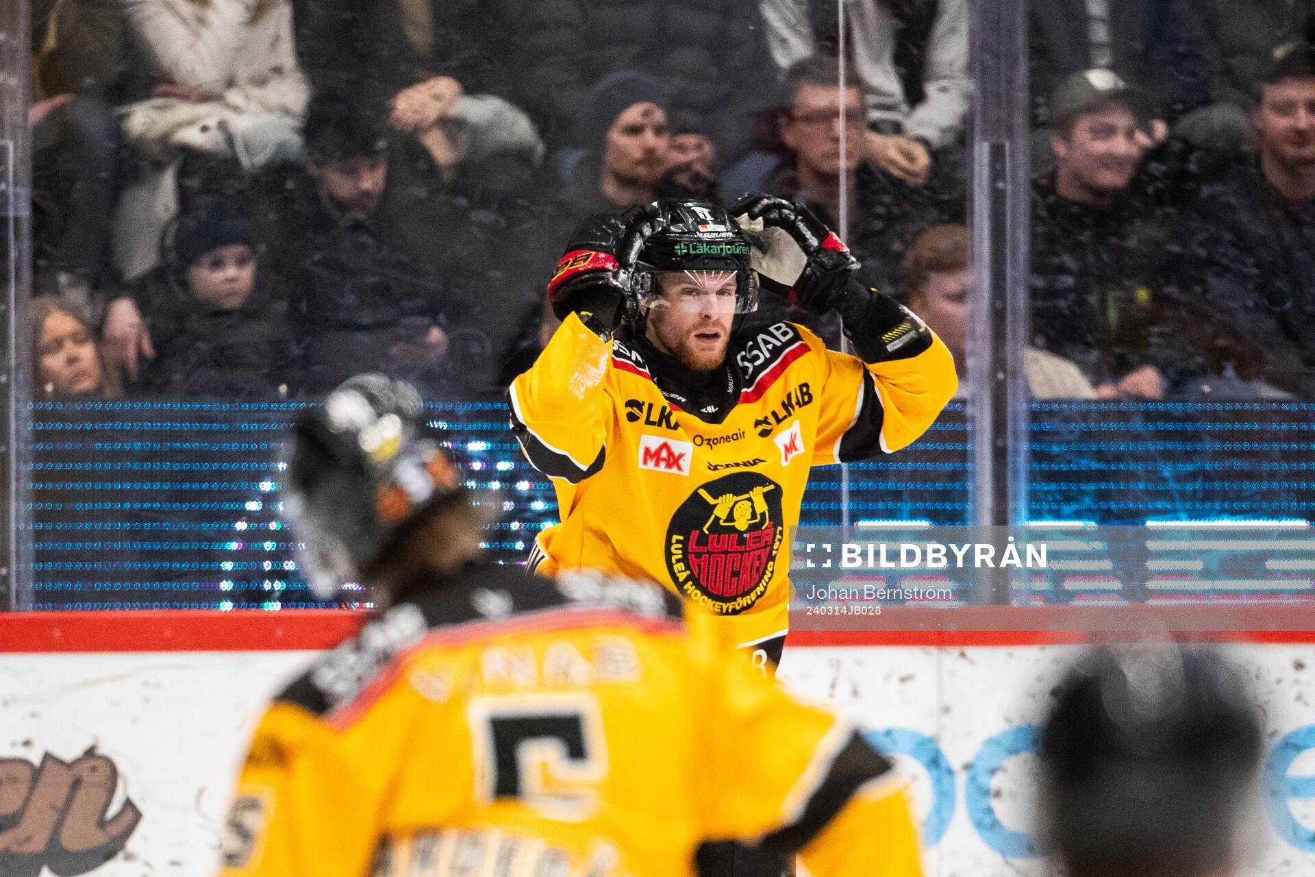 Luleås Brendan Shinnimin reagerar
