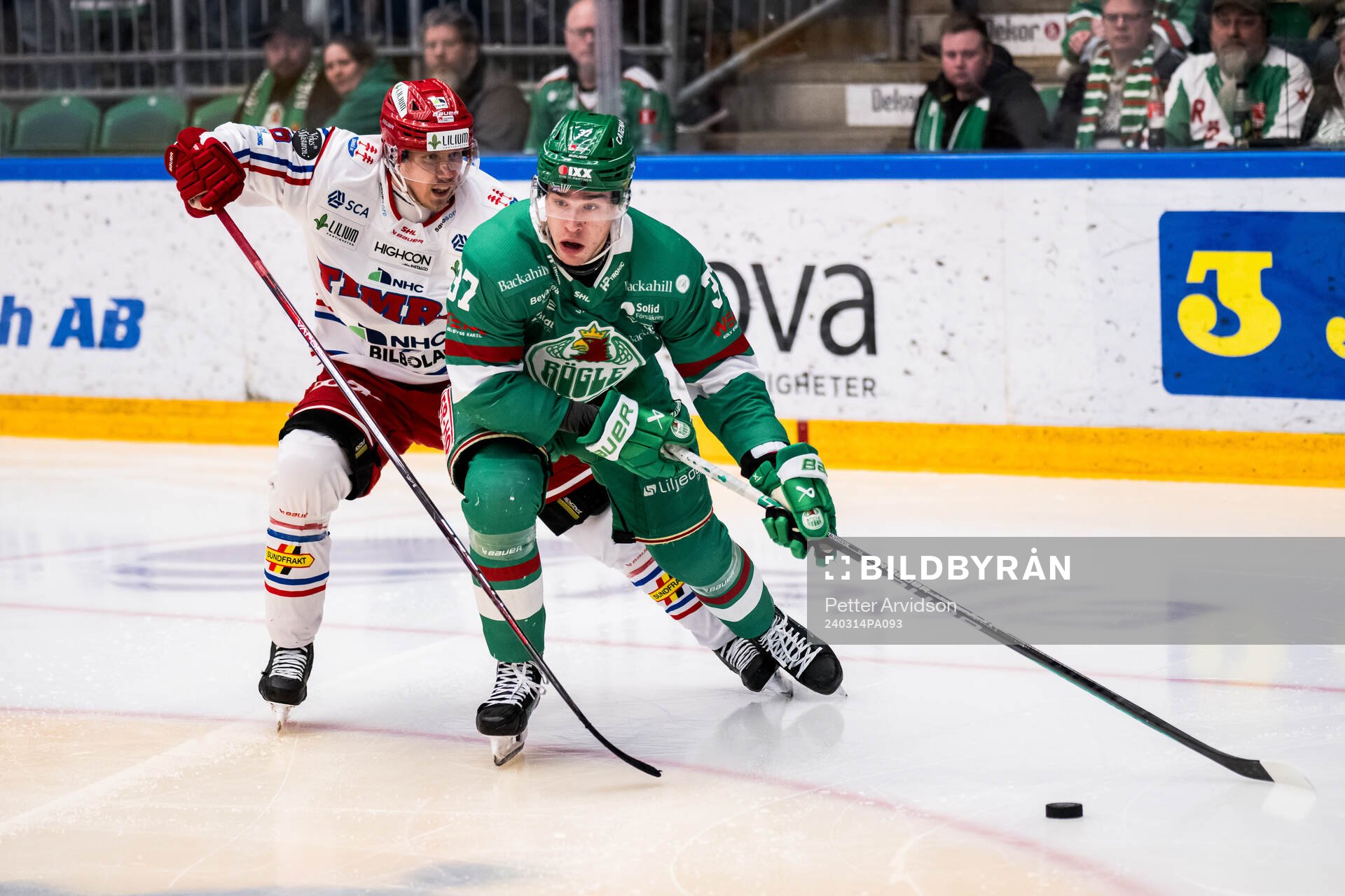Rögles Albin Sundsvik och Timrås Joonas Lyytinen
