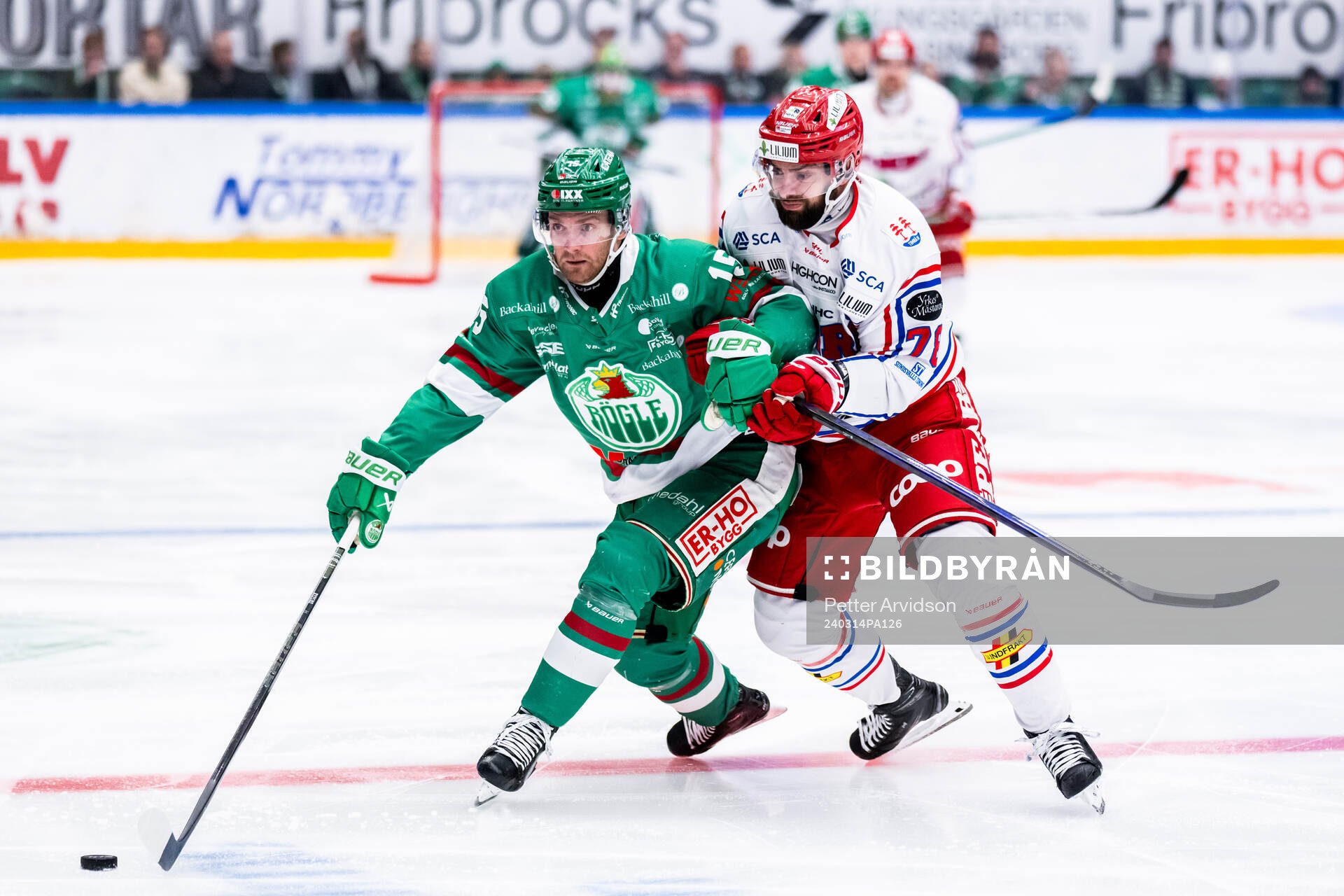 Rögles Simon Ryfors och Timrås Robin Hanzl