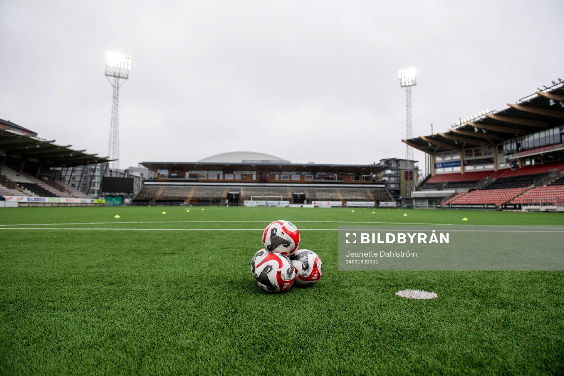inför fotbollsmatchen i Svenska Cupen mellan Örebro och