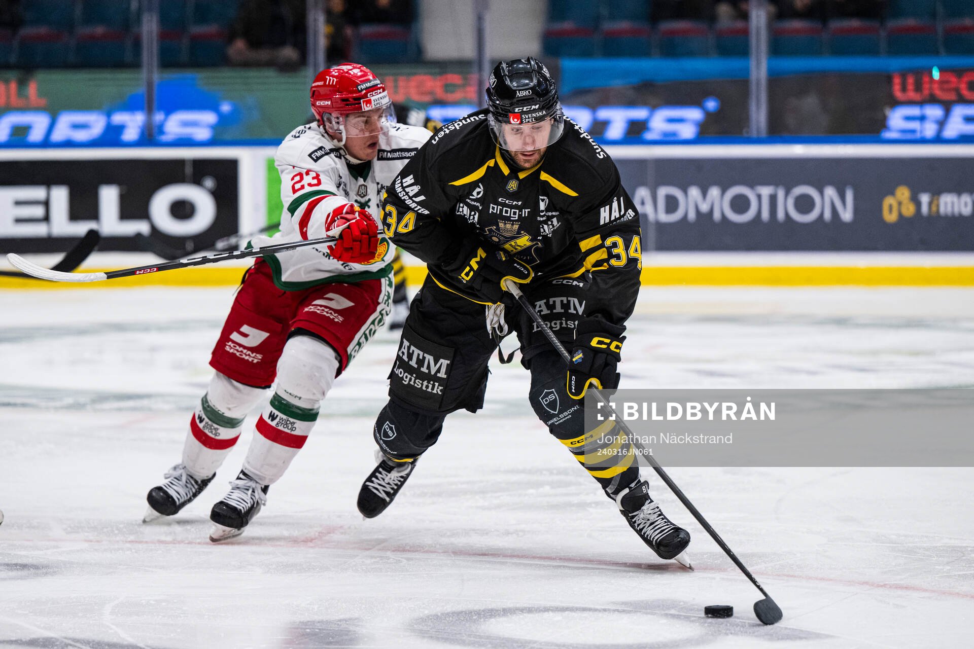 AIKs Dennis Good Bogg och Moras Chad Yetman