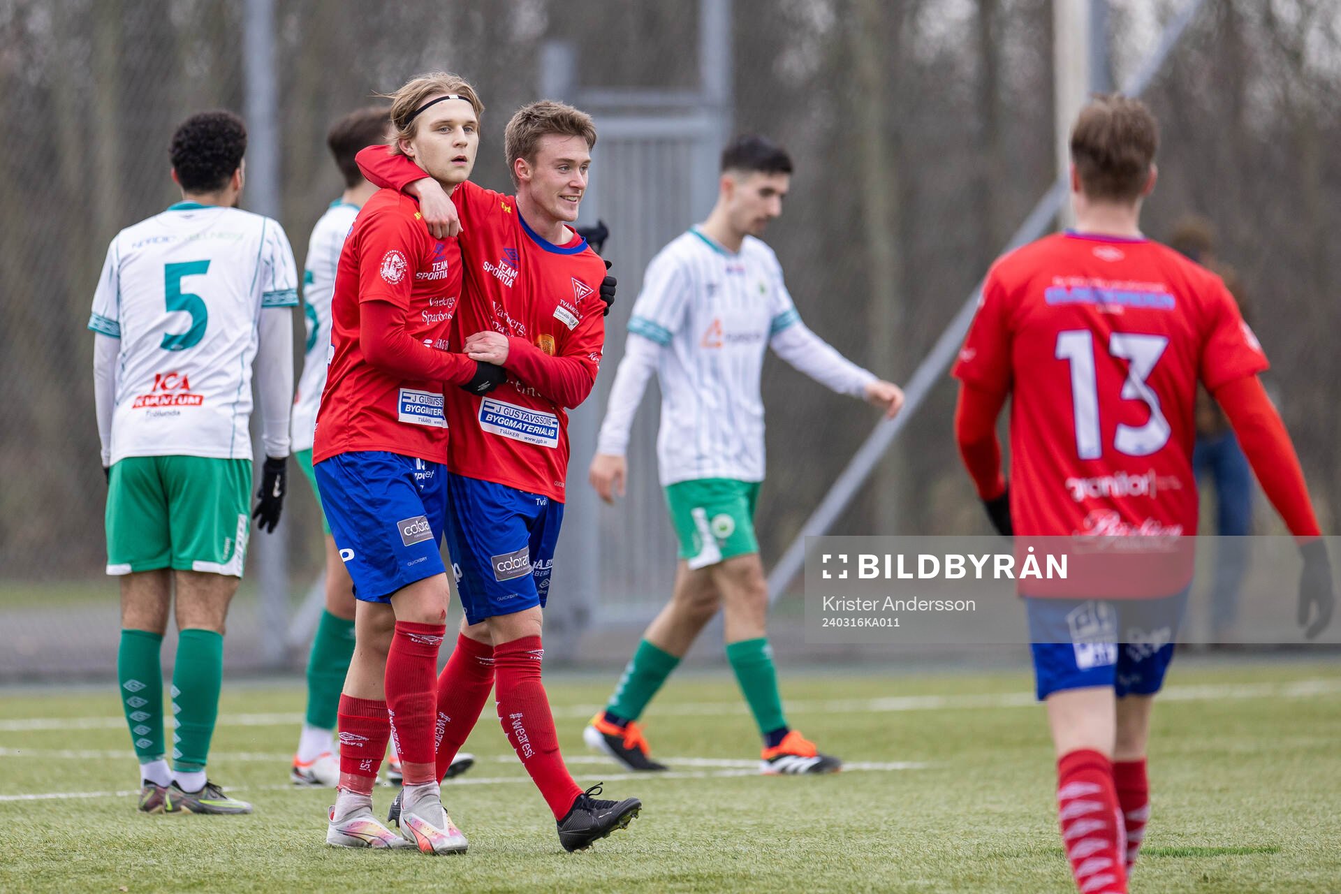 Tvååkers William Nilsson och Melvin Sjöland jublar