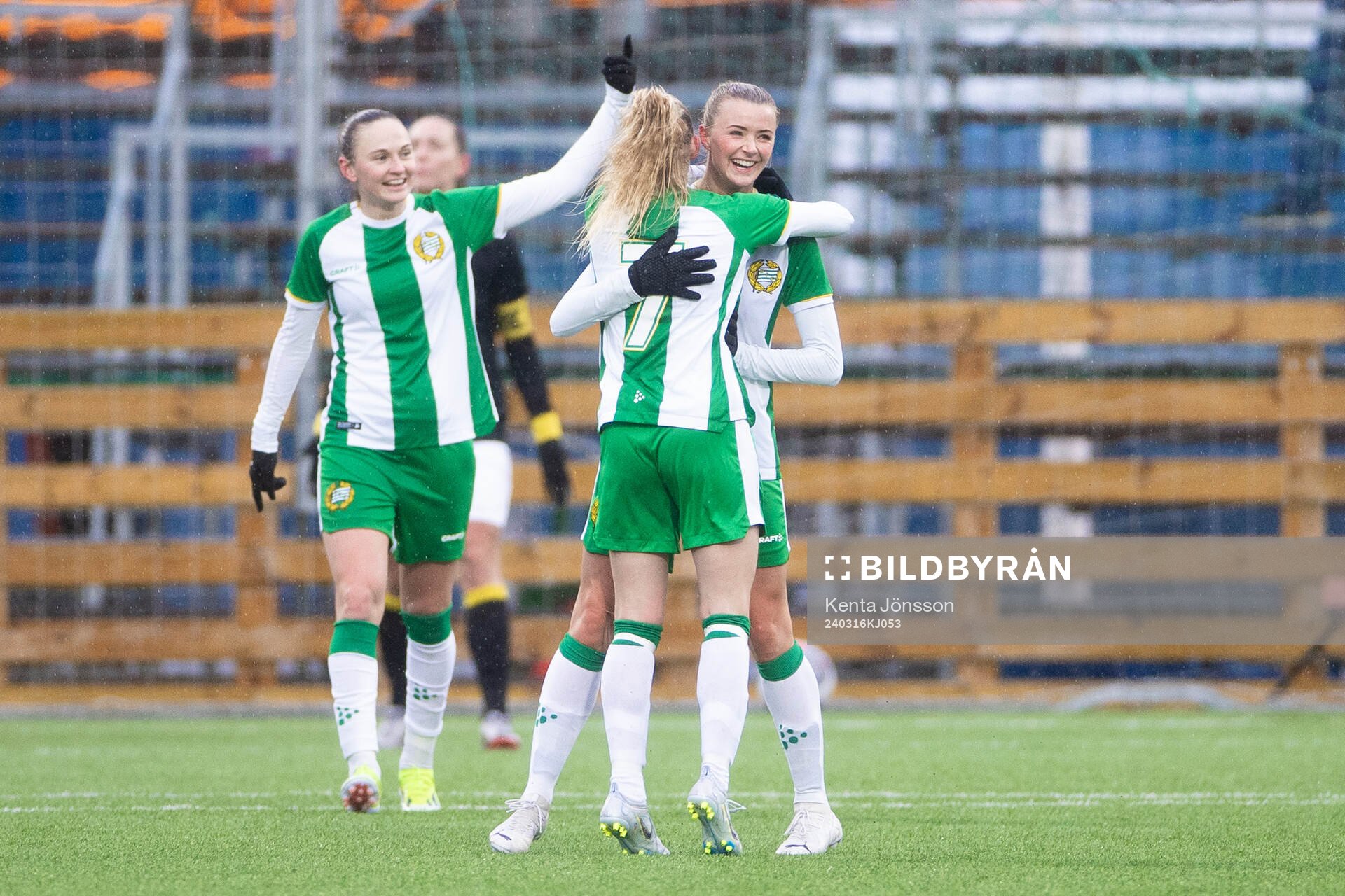 Hammarbys Thea Sørbo jublar