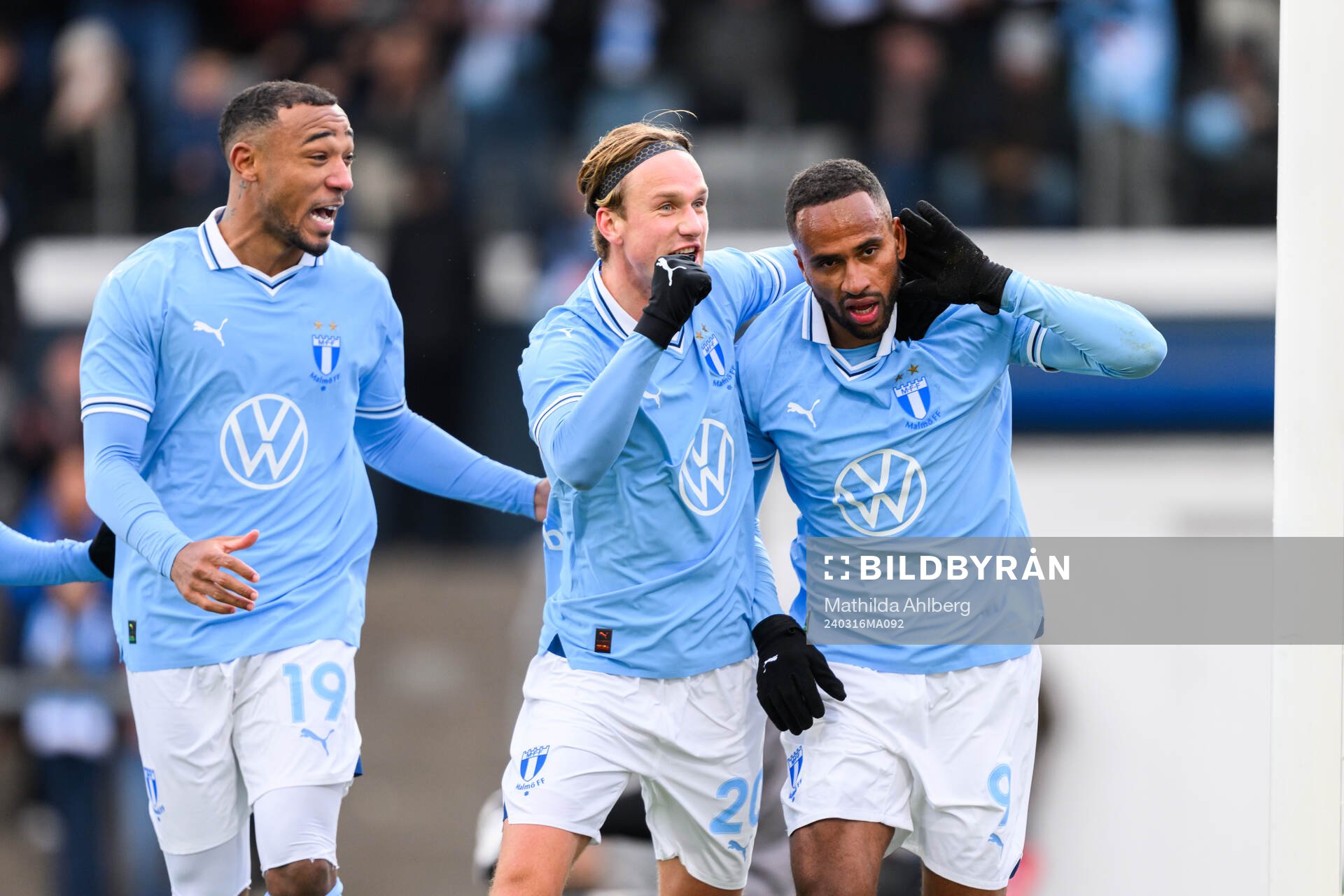 Malmö FFs Erik Botheim och Isaac Kiese Thelin jublar