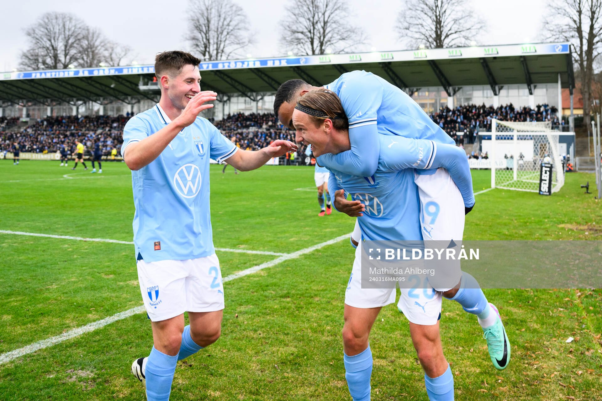 Malmö FFs Erik Botheim jublar