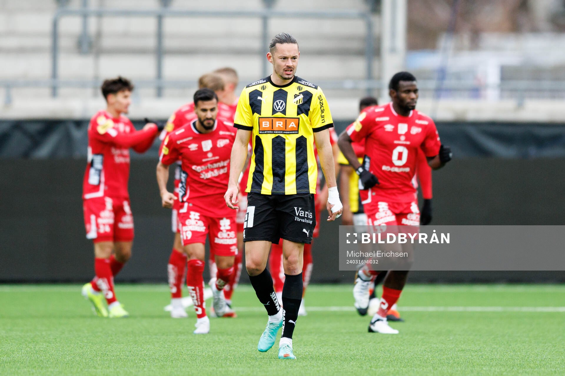 BK Häckens Amor Layouni deppar