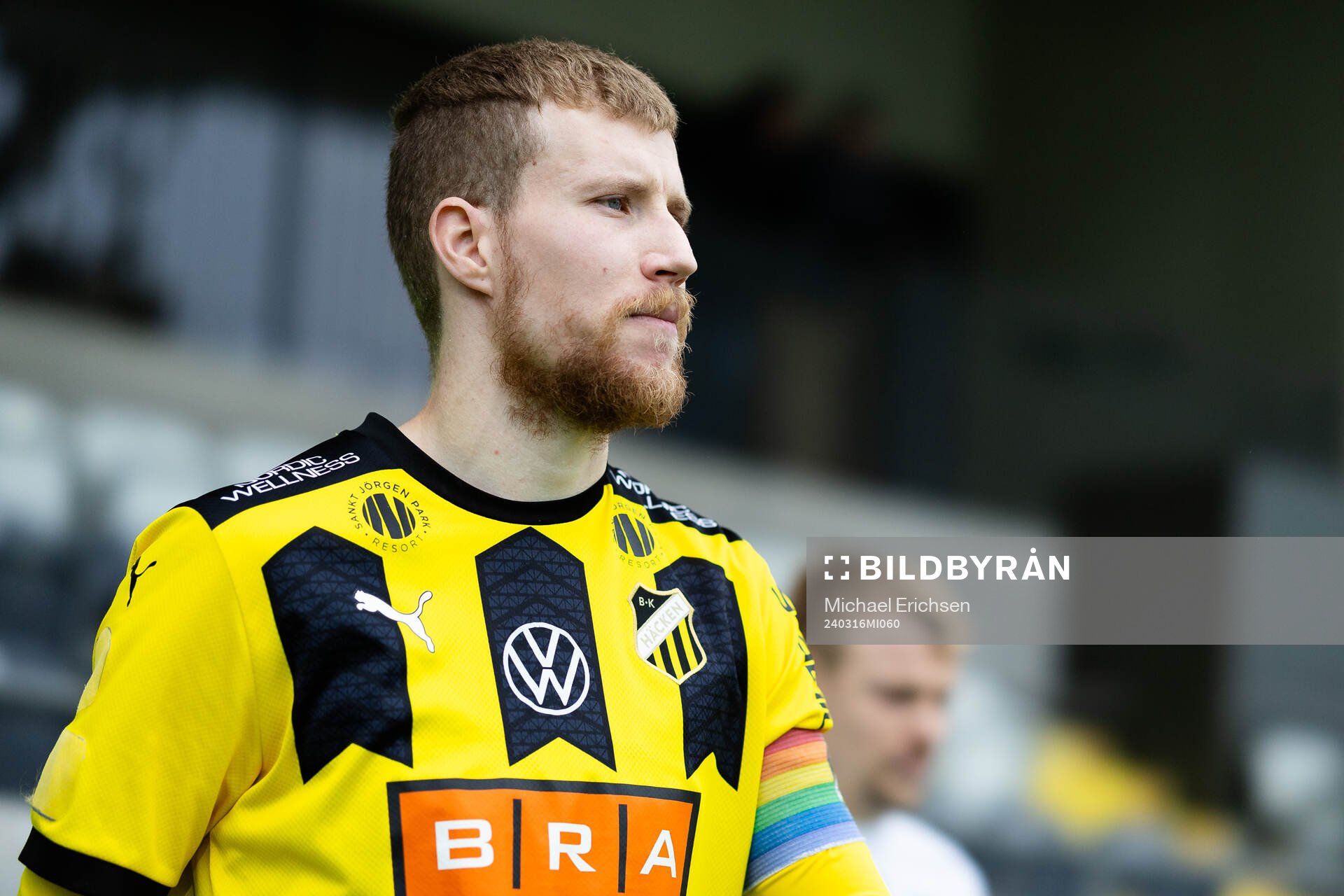 Häckens Simon Gustafson innan träningsmatchen i fotboll