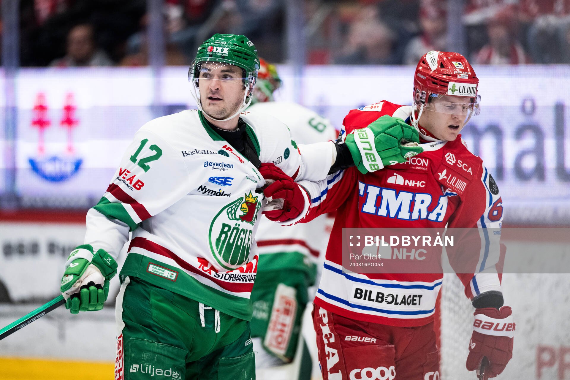 Rögles Brady Ferguson och Timrås Axel Rindell