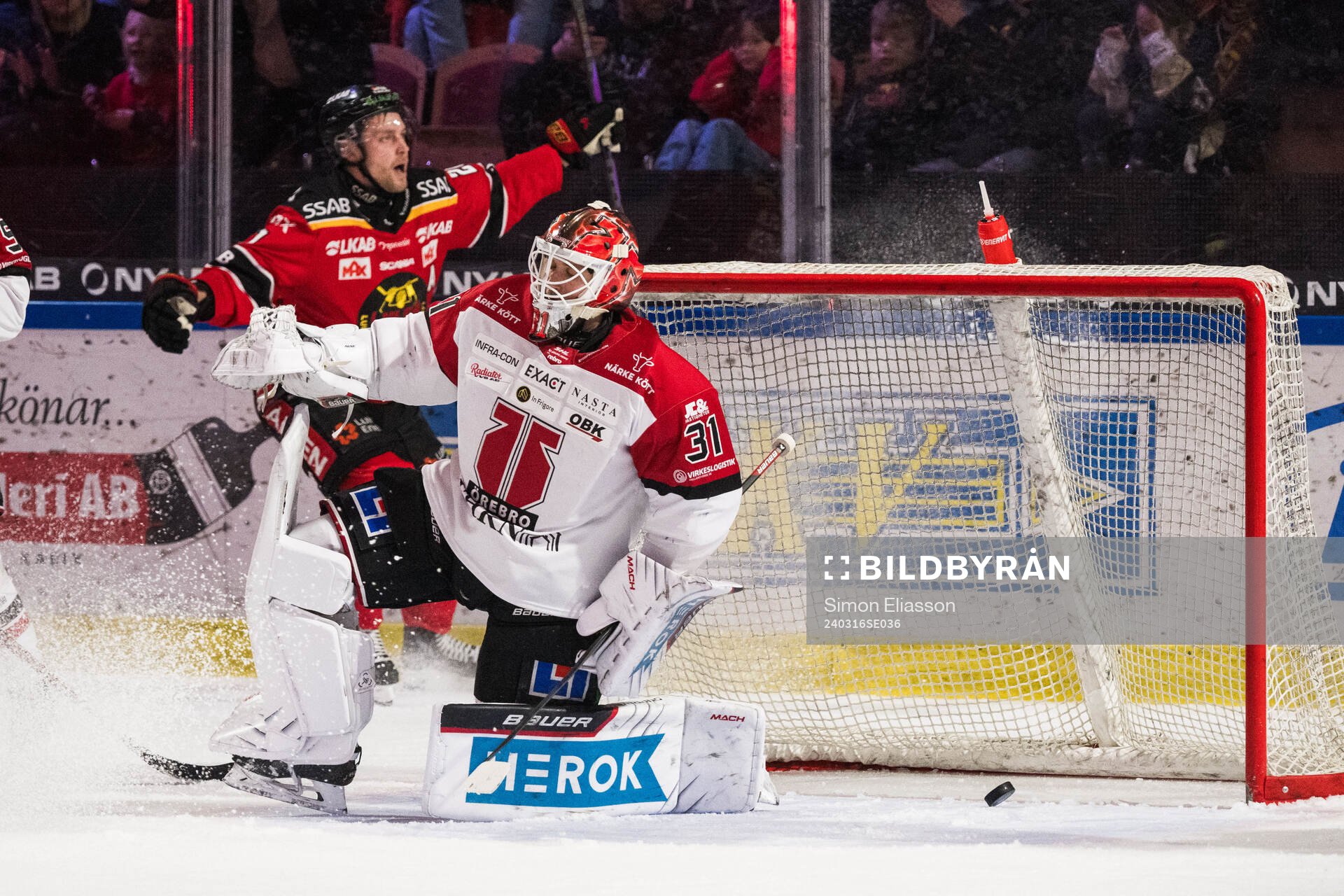 Luleås Juhani Tyrväinen jublar
