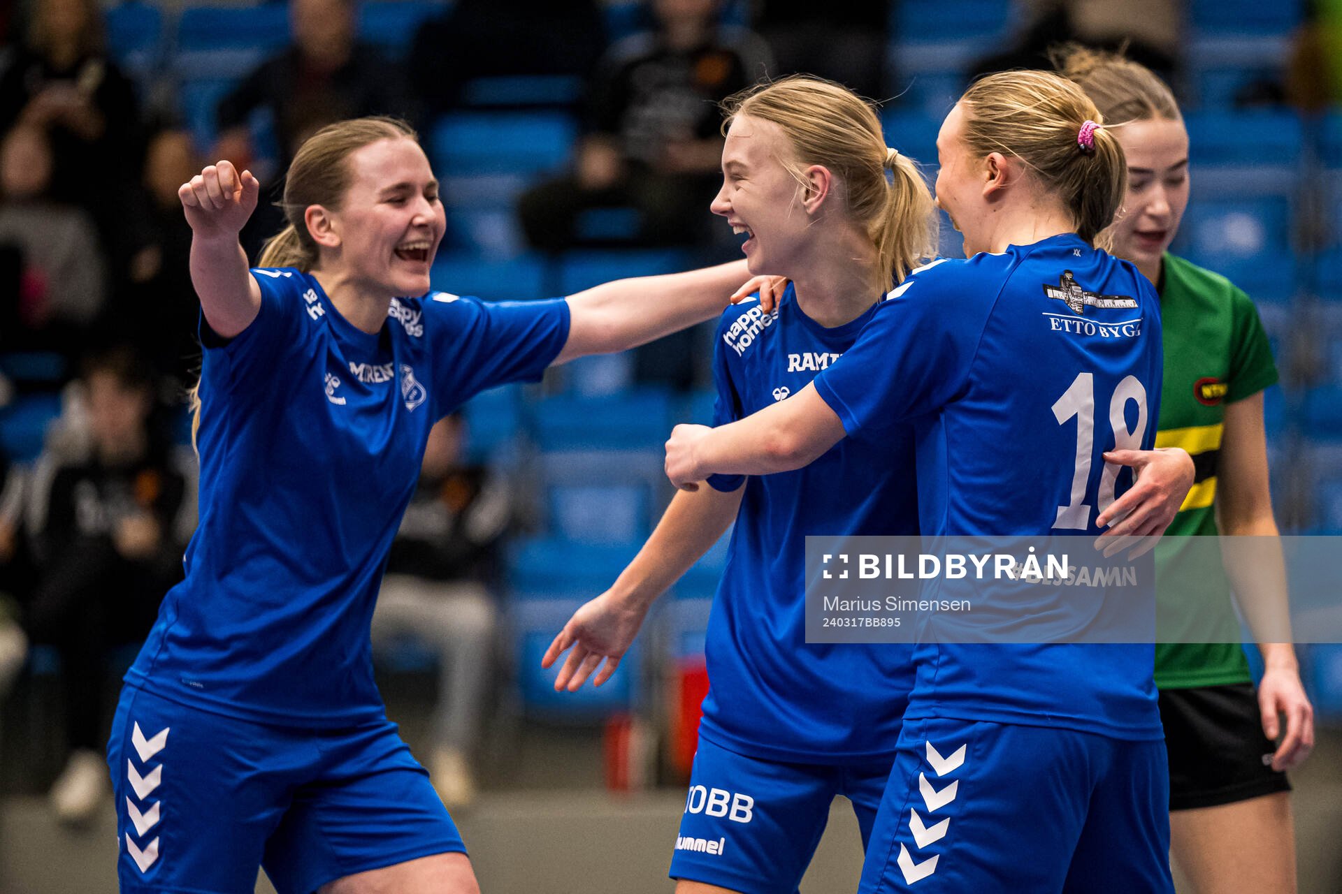 Mari Kristine Vik of Tiller celebrates